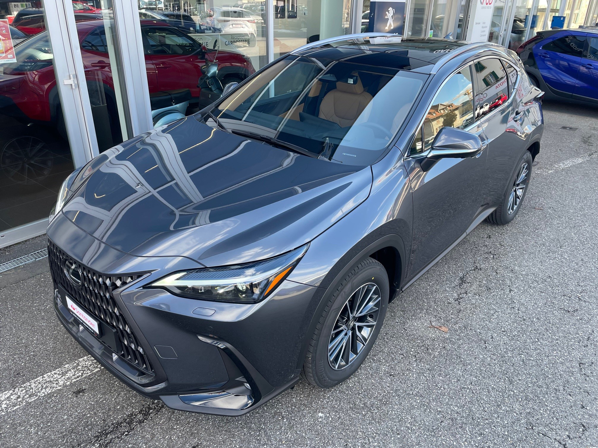 listing desktop thumbnail image 1