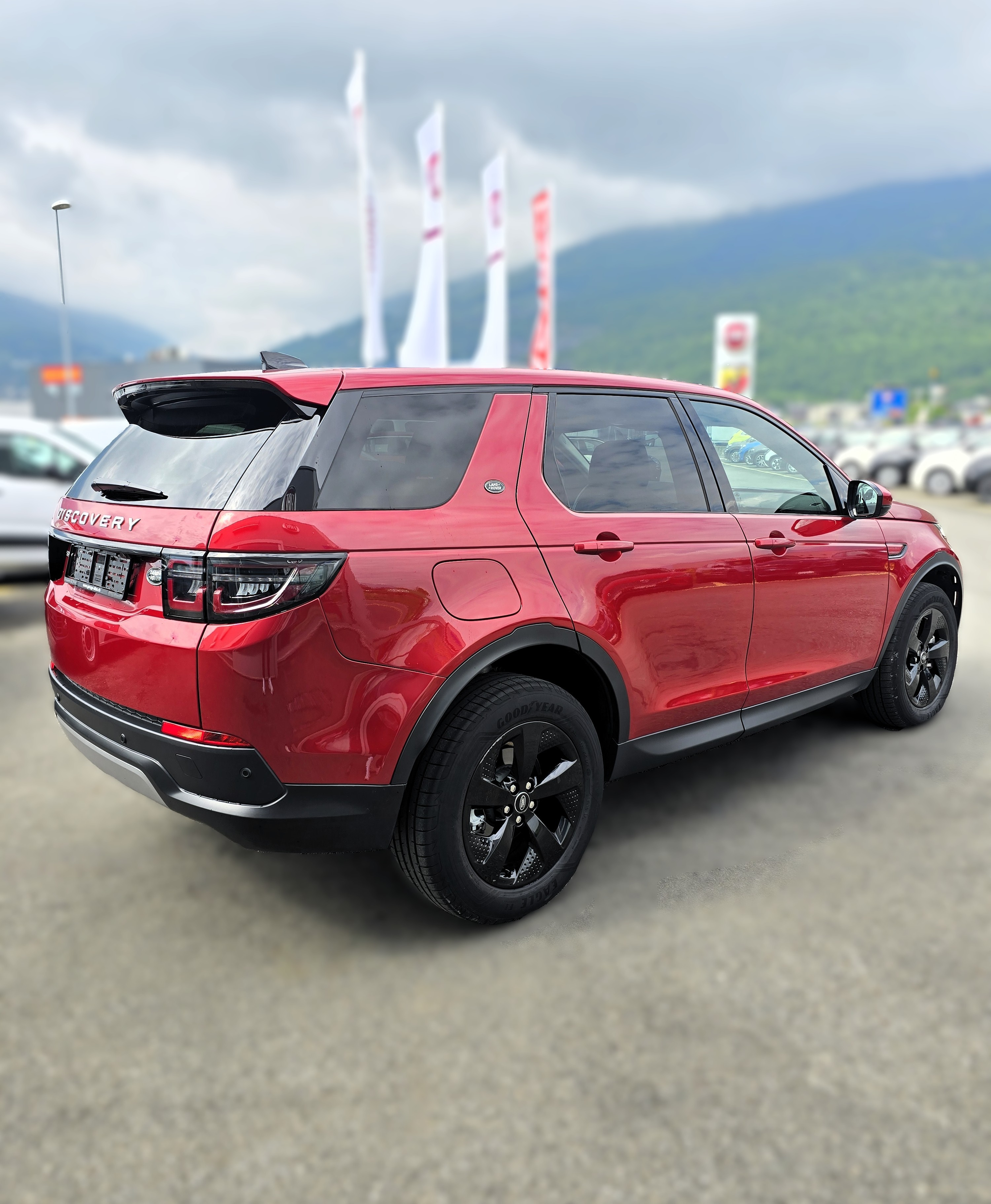 listing desktop thumbnail image 5