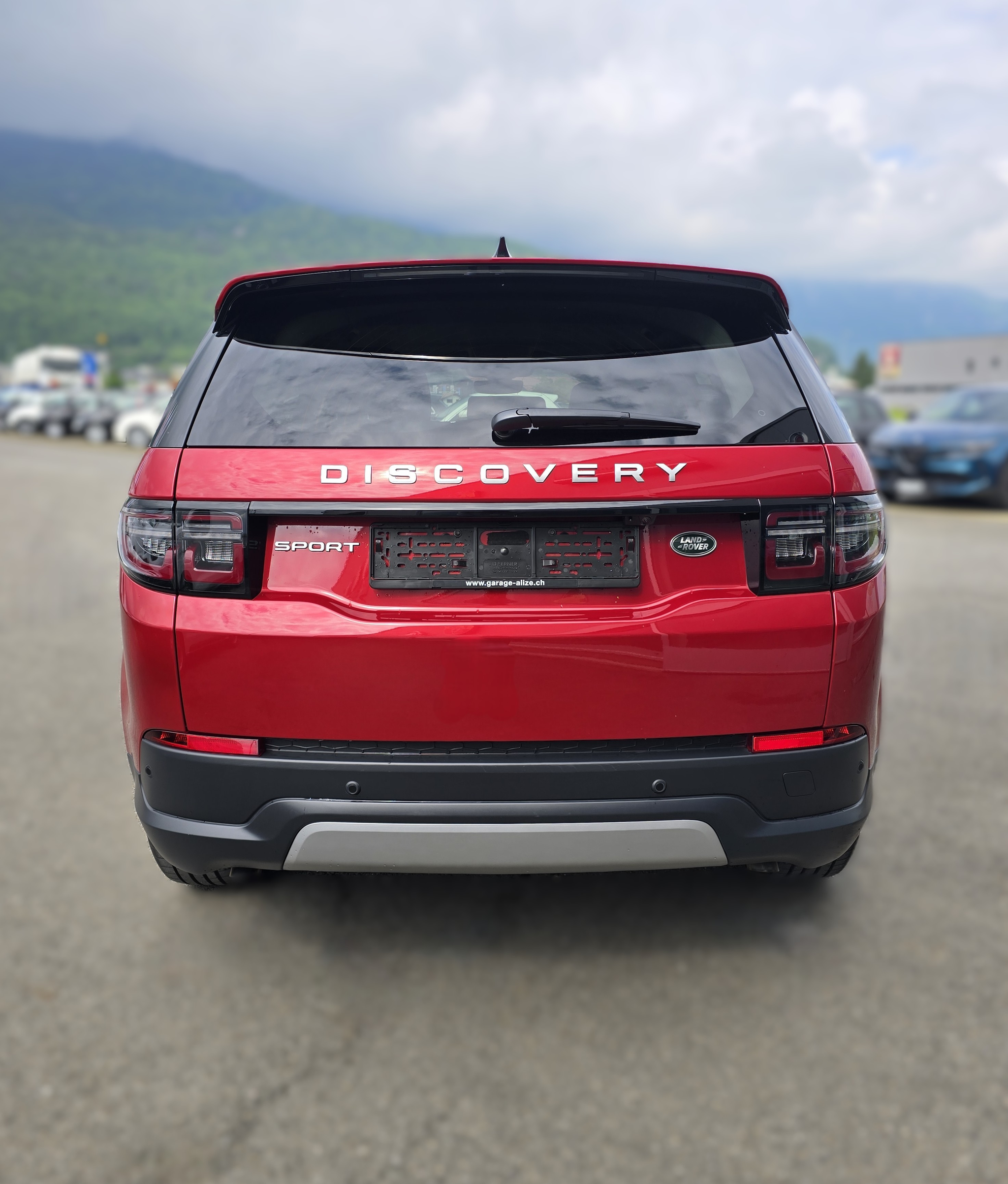 listing desktop thumbnail image 4