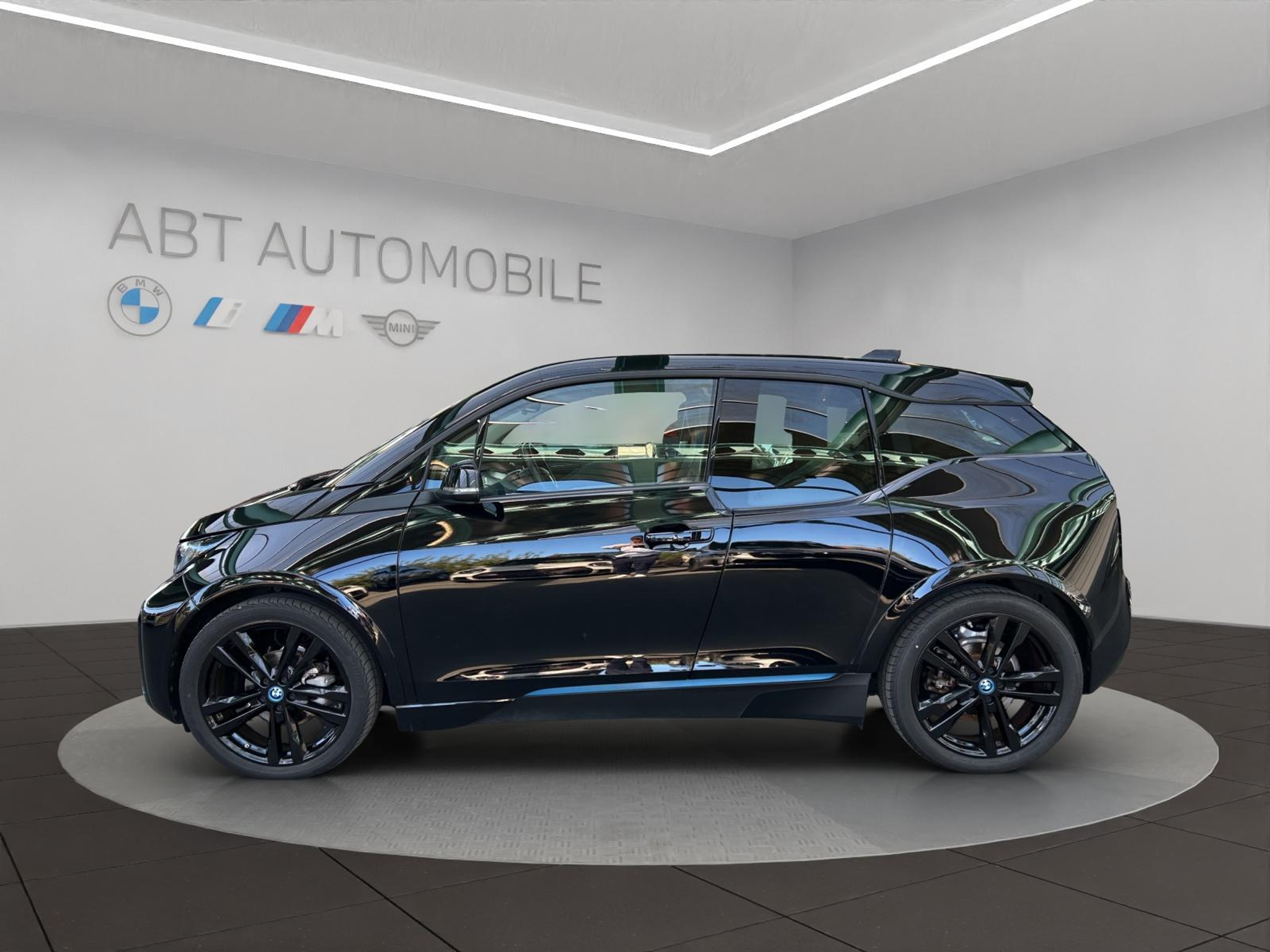 listing desktop thumbnail image 2