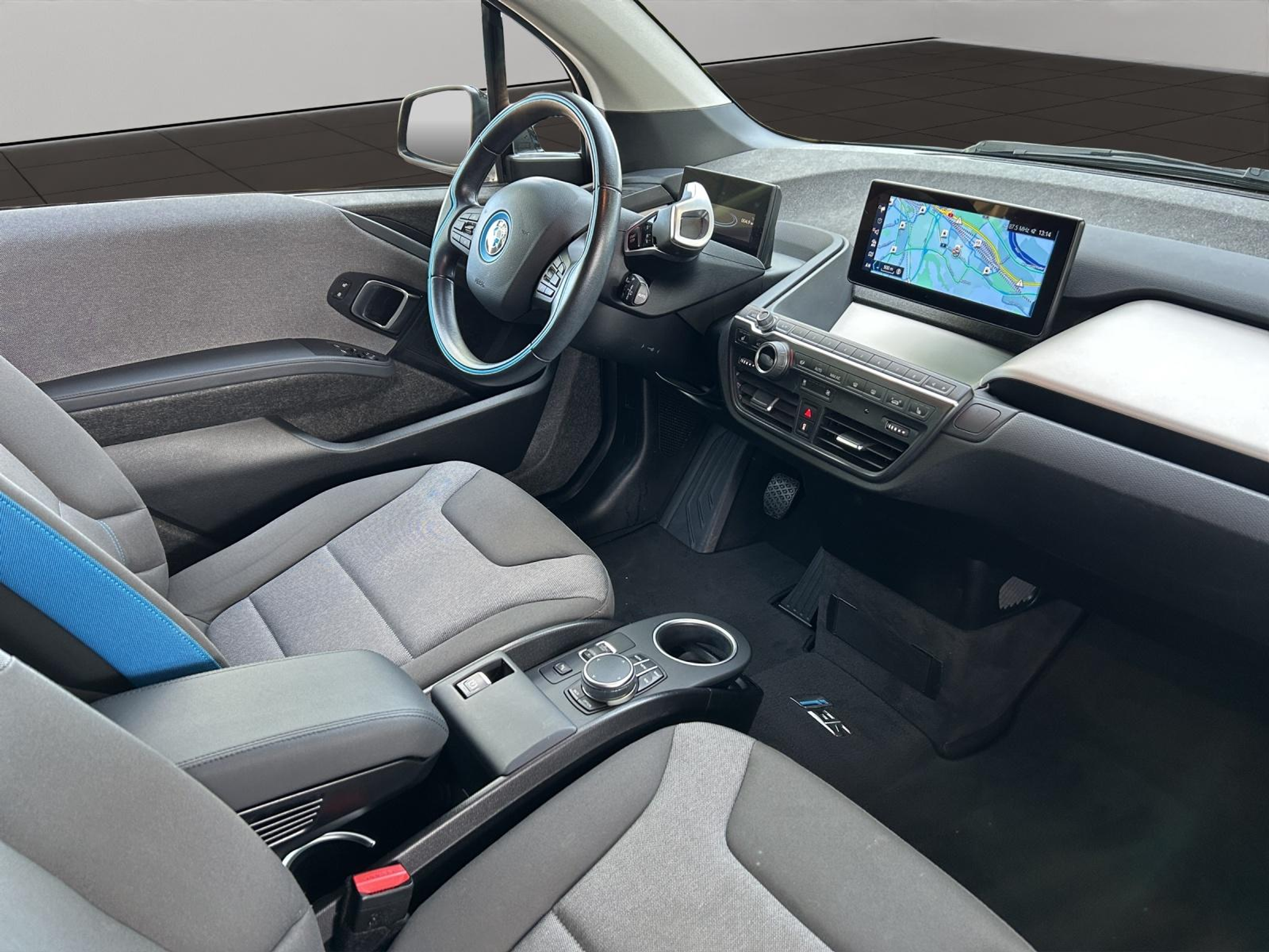 listing desktop thumbnail image 6