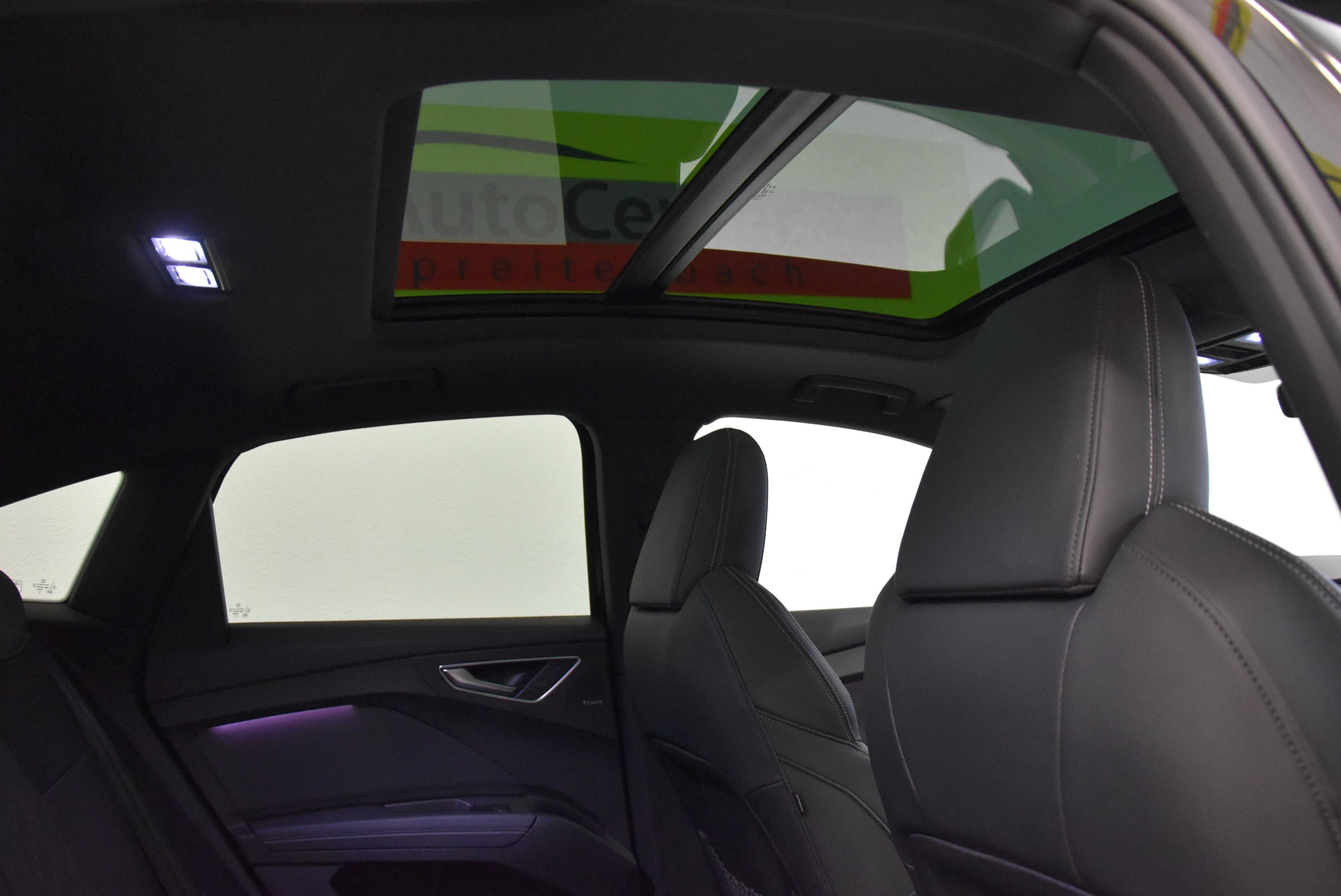 listing desktop thumbnail image 9