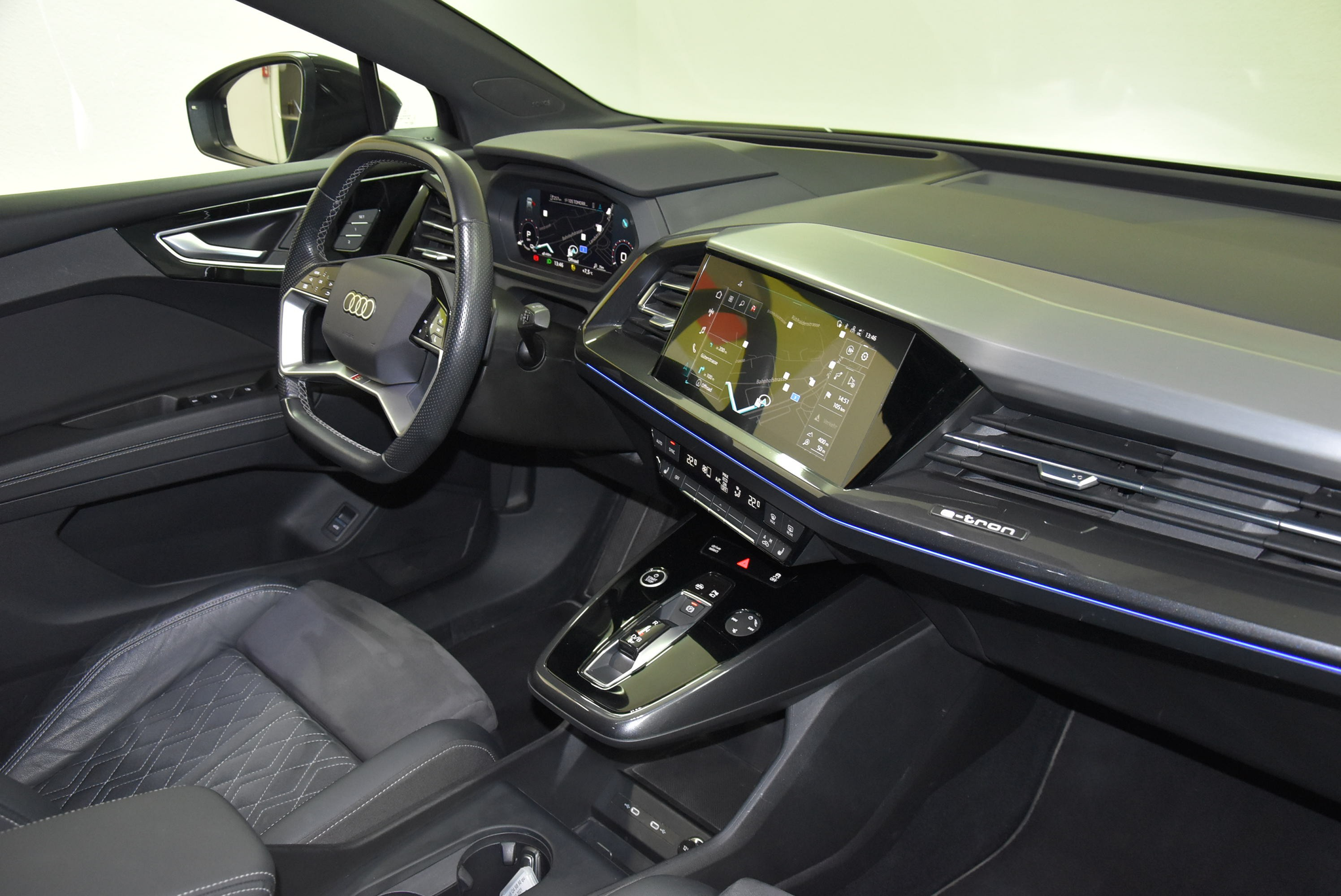 listing desktop thumbnail image 3