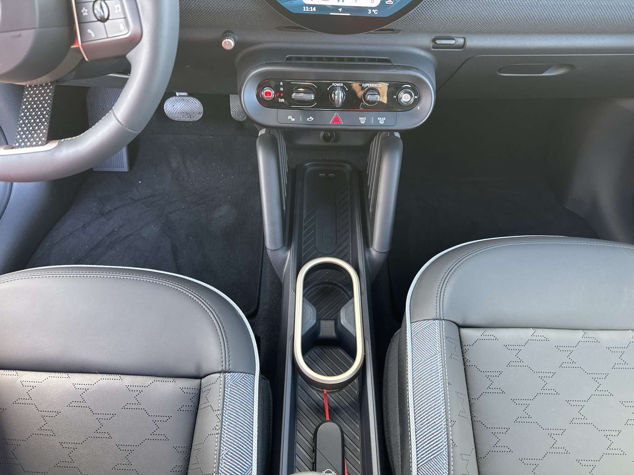 listing desktop thumbnail image 11