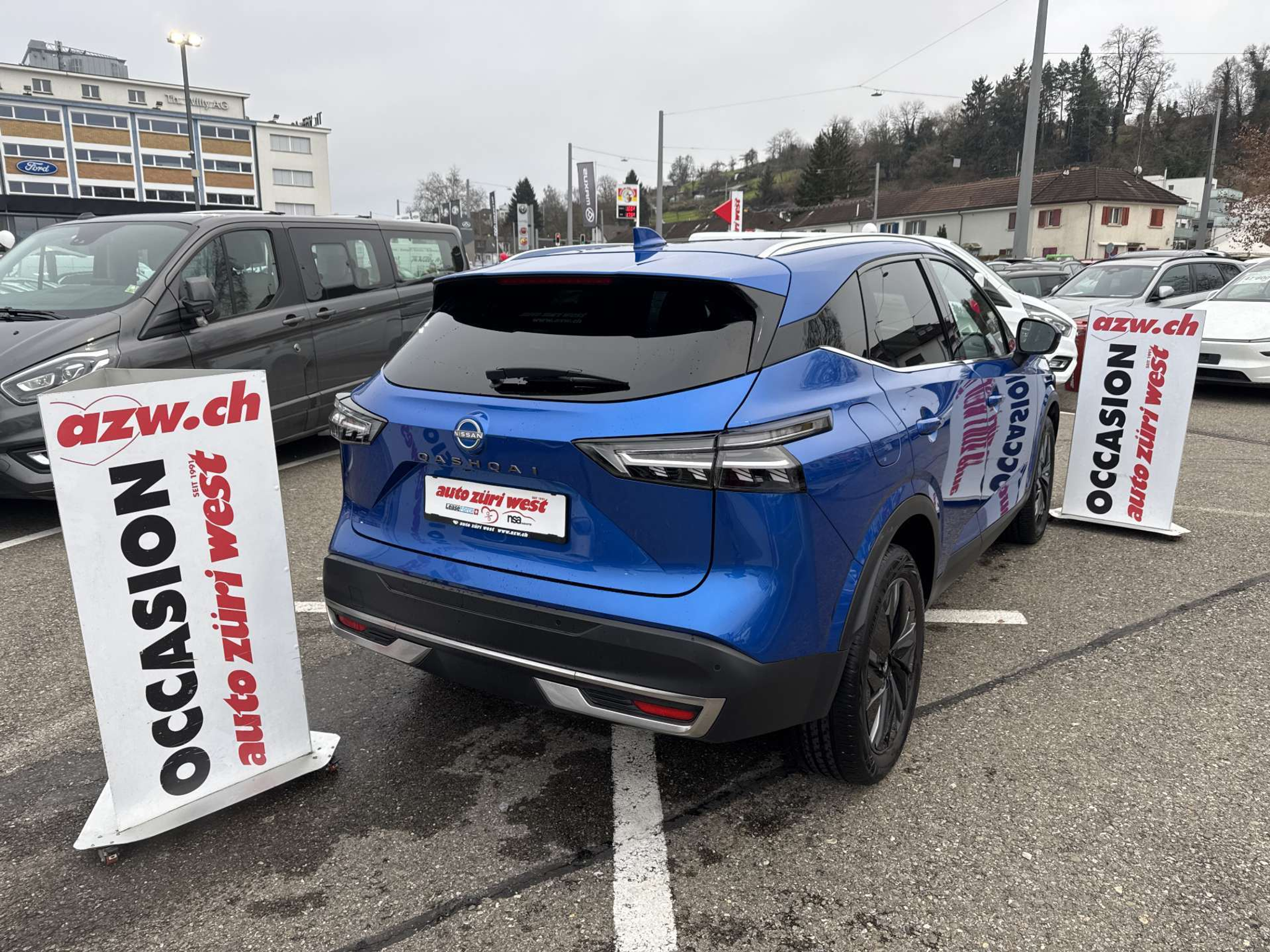 listing desktop thumbnail image 2