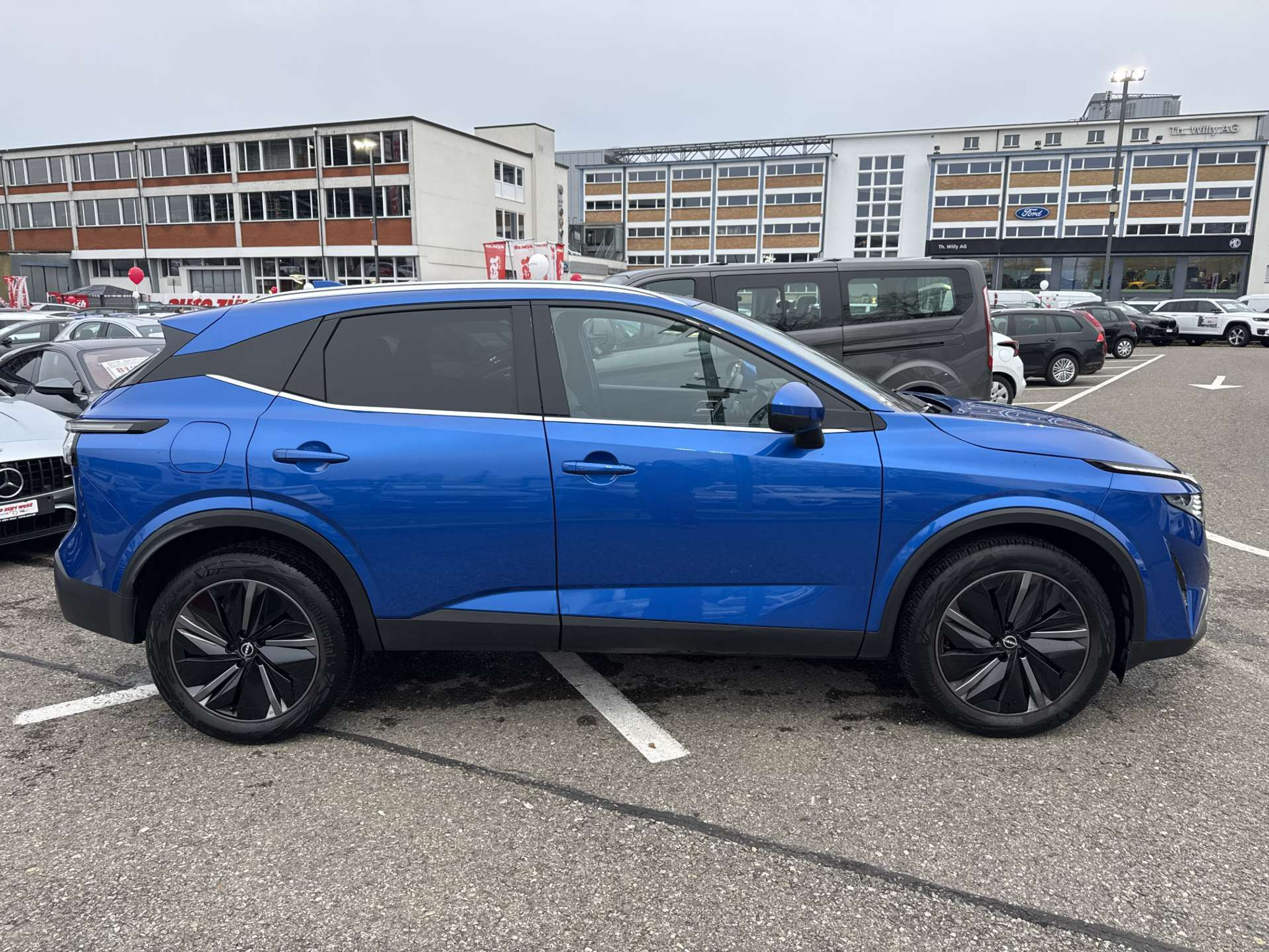 listing desktop thumbnail image 10