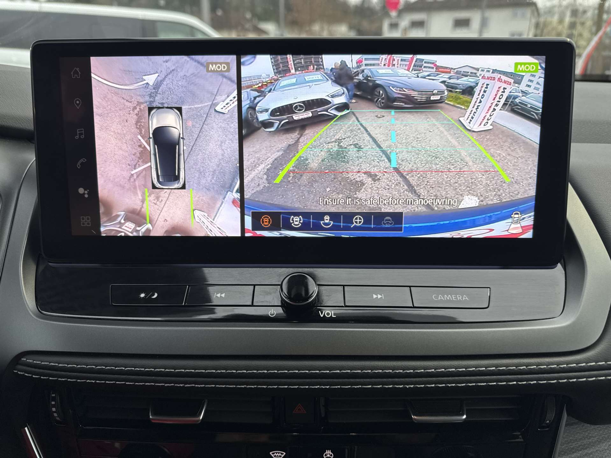 listing desktop thumbnail image 9