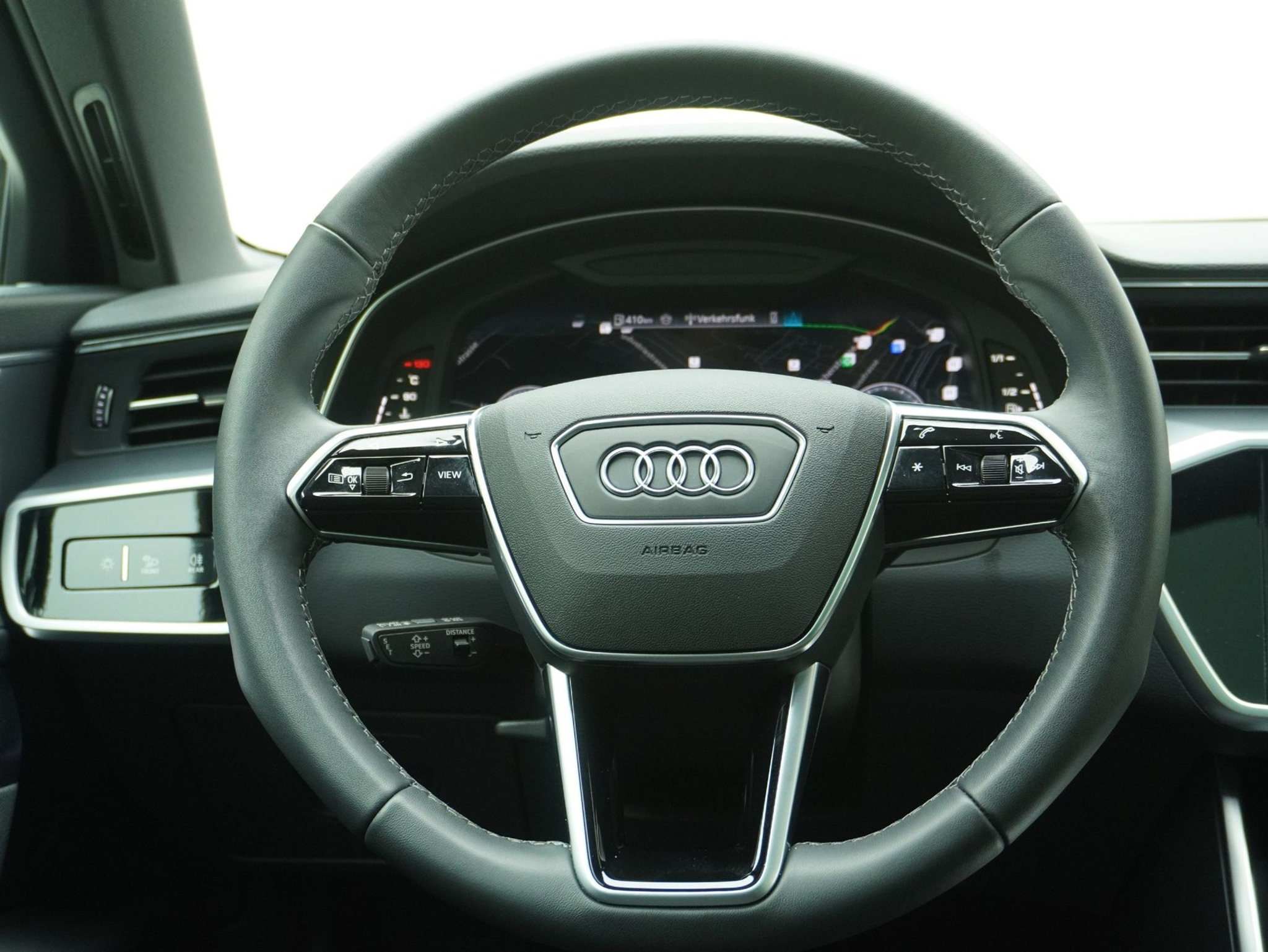 listing desktop thumbnail image 12