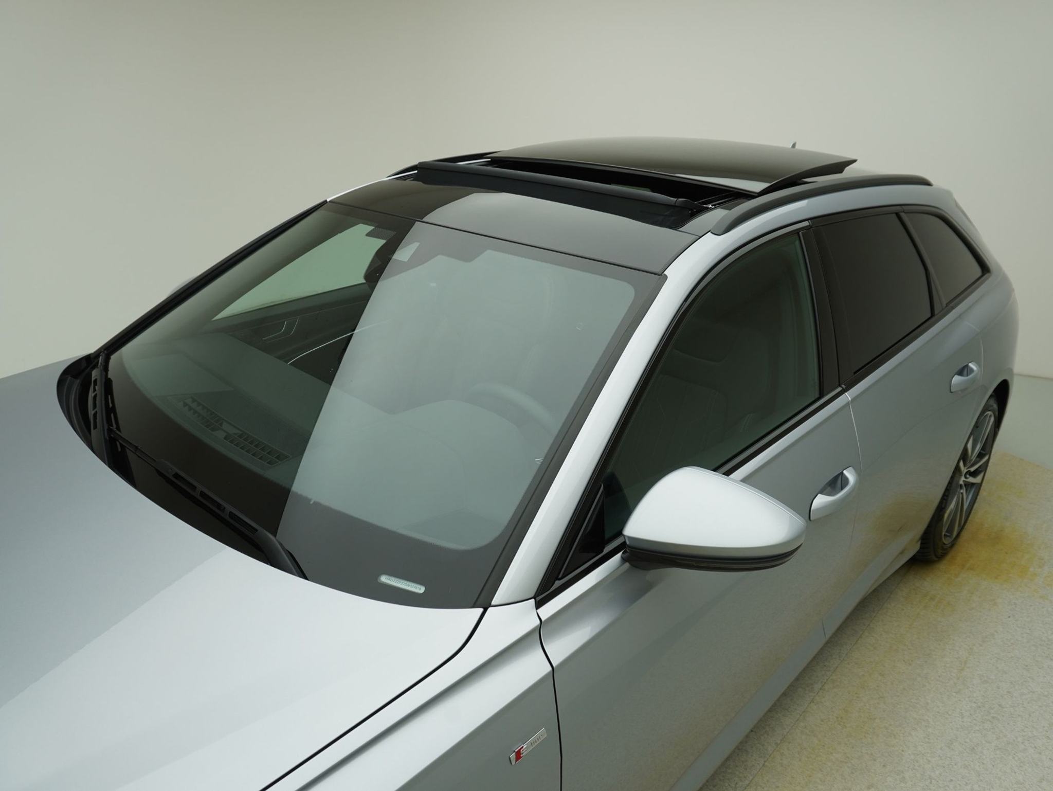 listing desktop thumbnail image 8