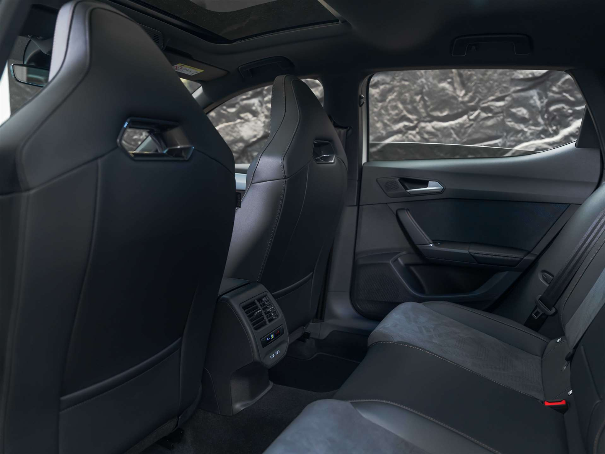 listing desktop thumbnail image 11