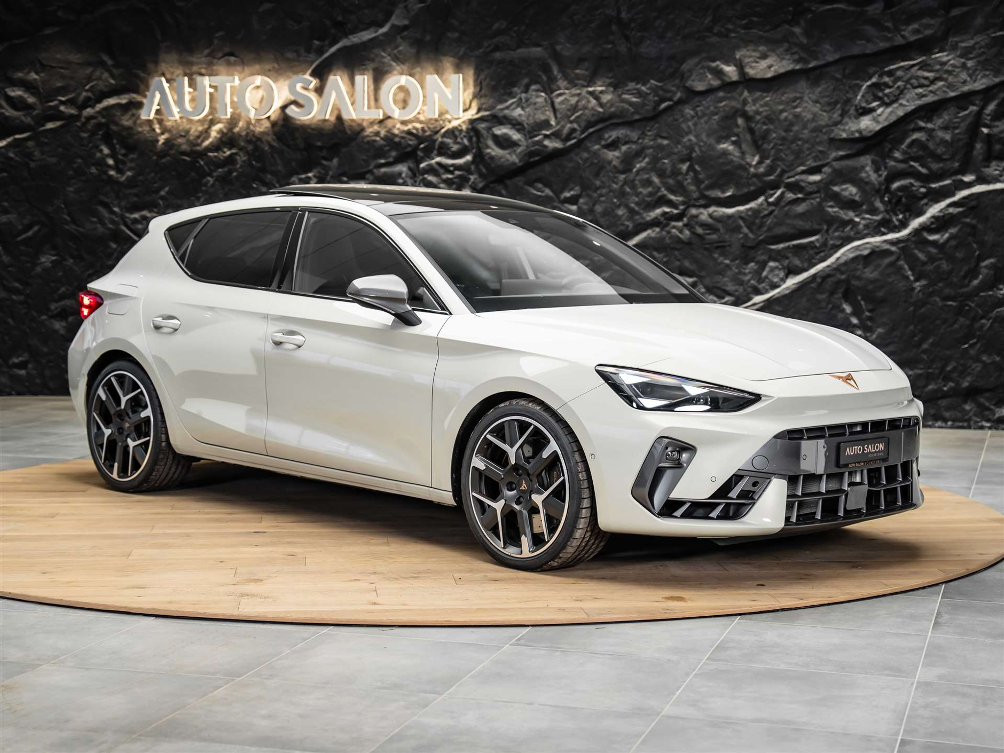 listing desktop thumbnail image 5