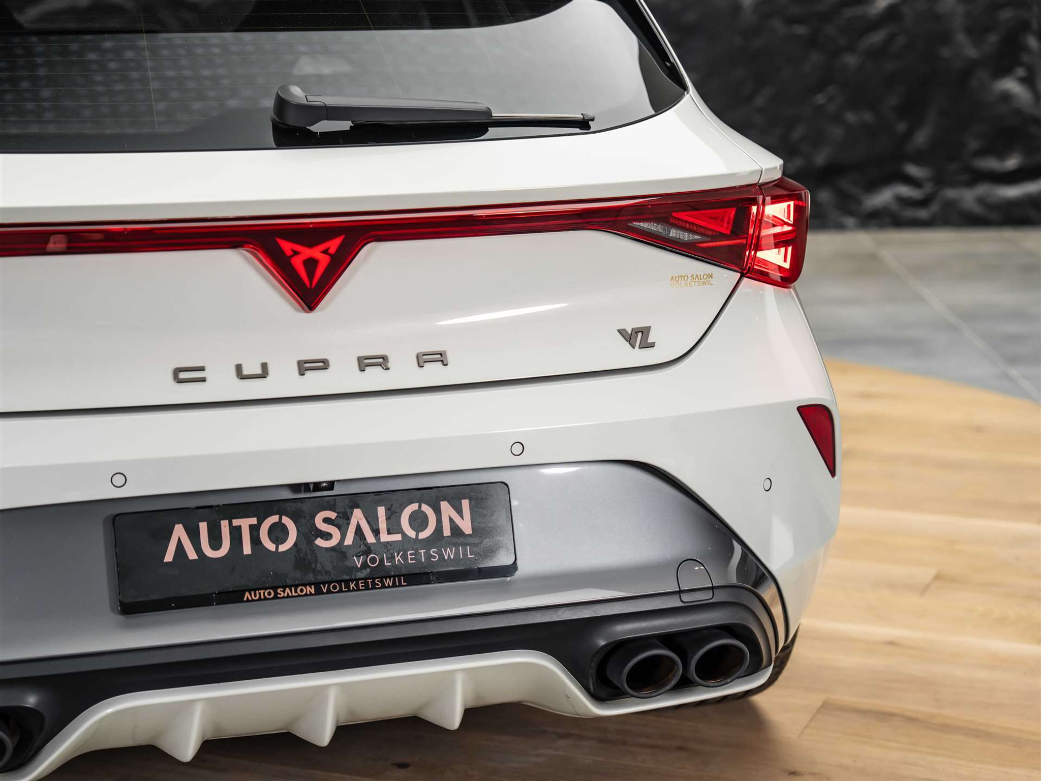 listing desktop thumbnail image 20