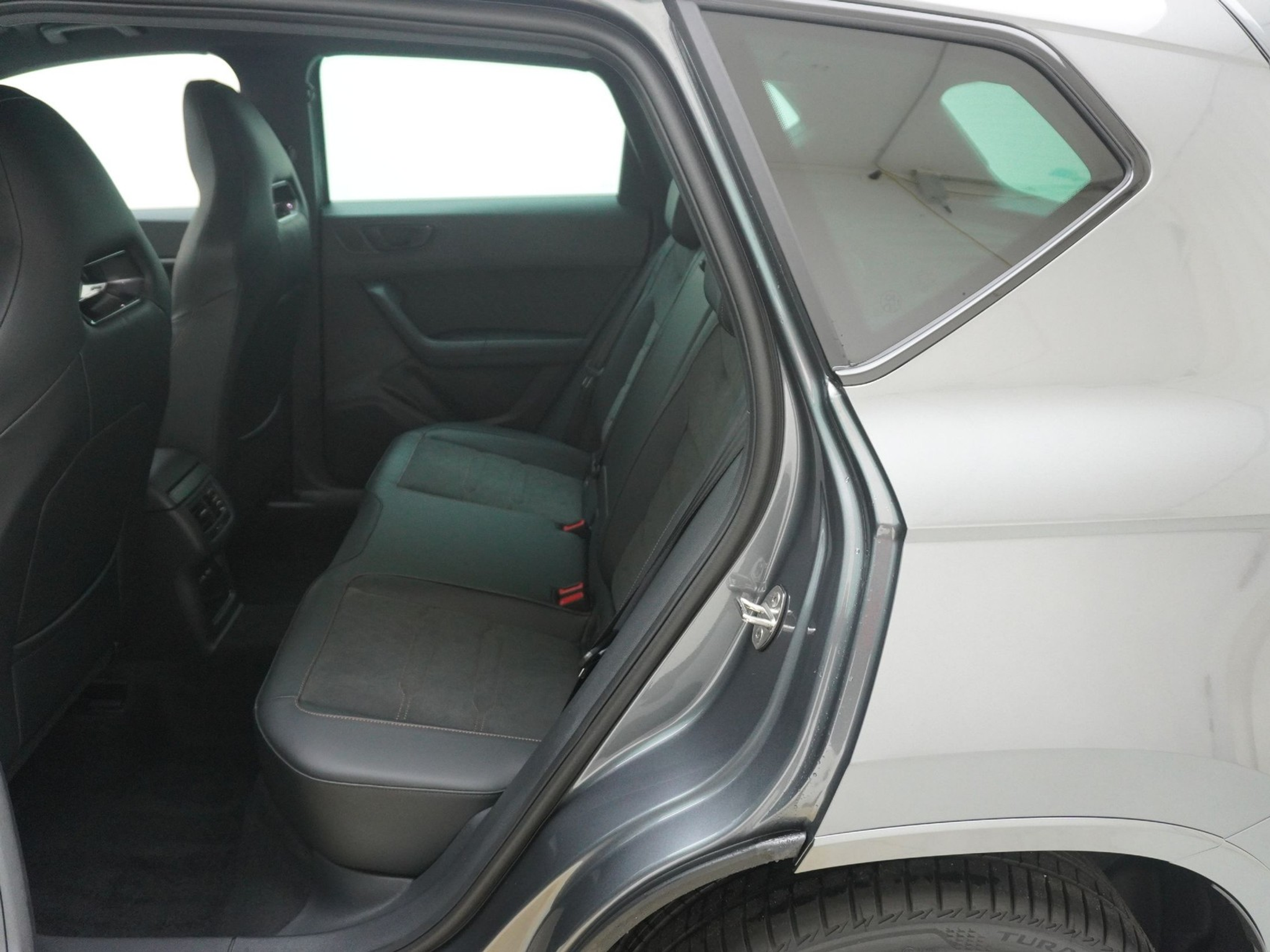 listing desktop thumbnail image 13