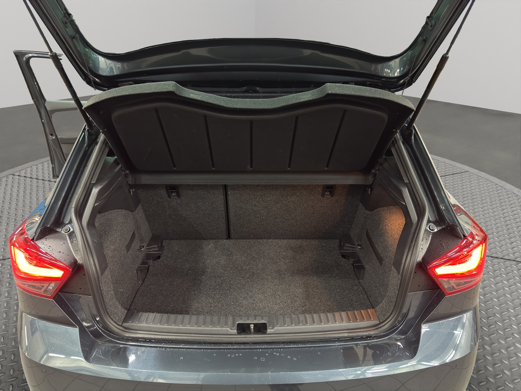 listing desktop thumbnail image 13