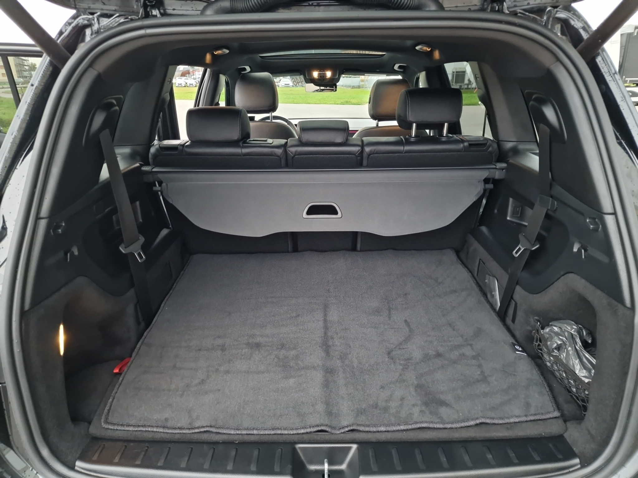 listing desktop thumbnail image 24