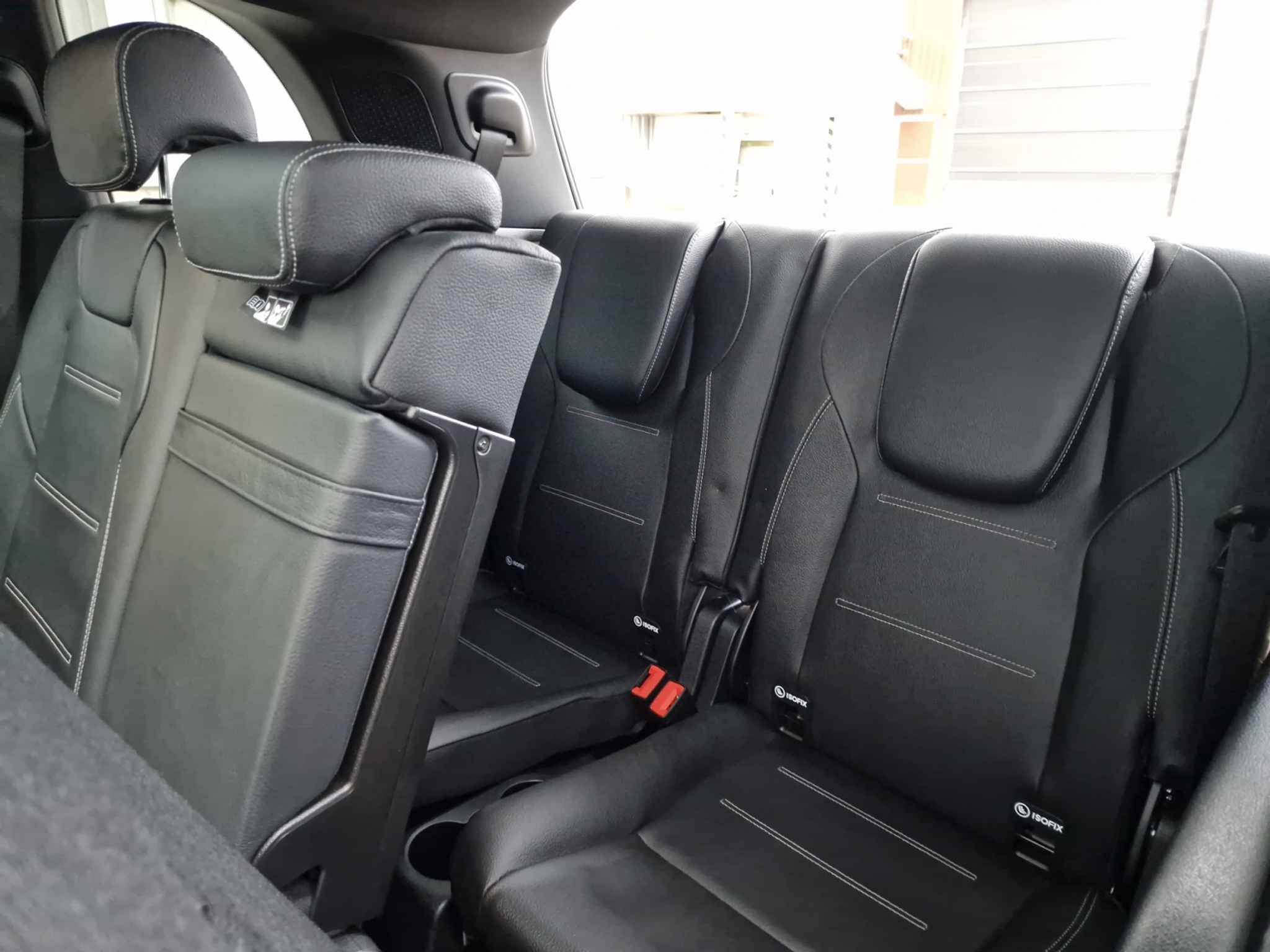 listing desktop thumbnail image 23