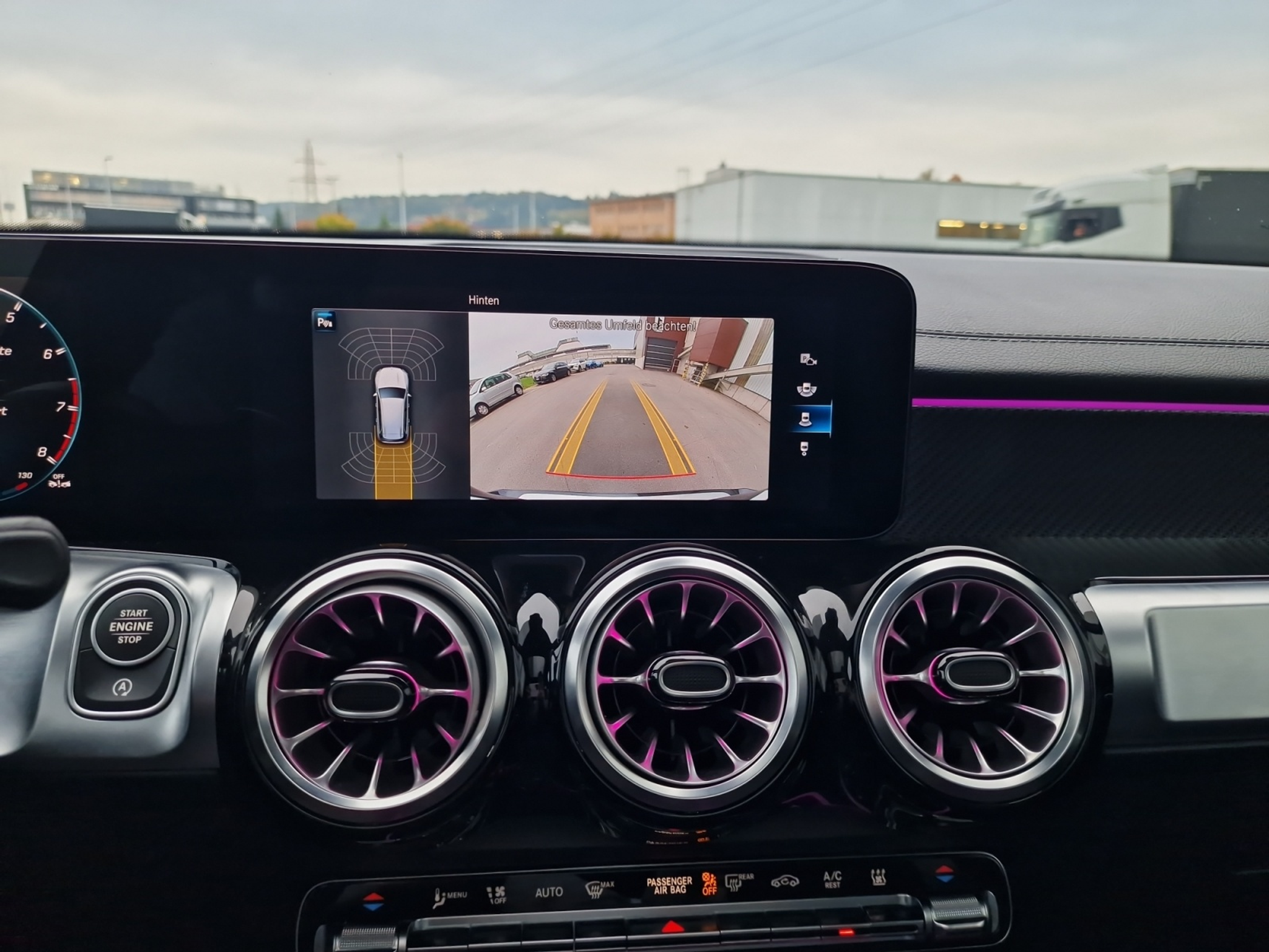 listing desktop thumbnail image 17