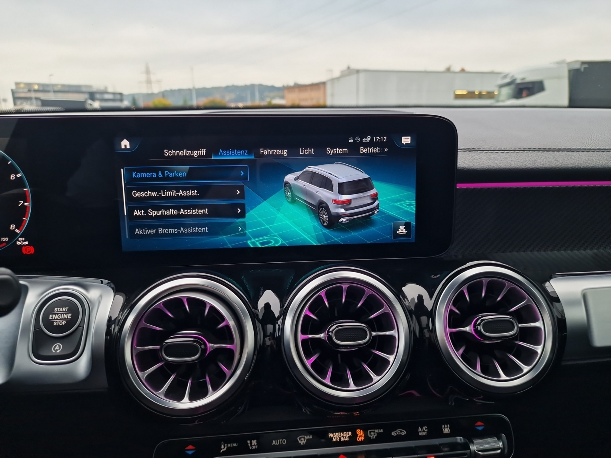 listing desktop thumbnail image 18