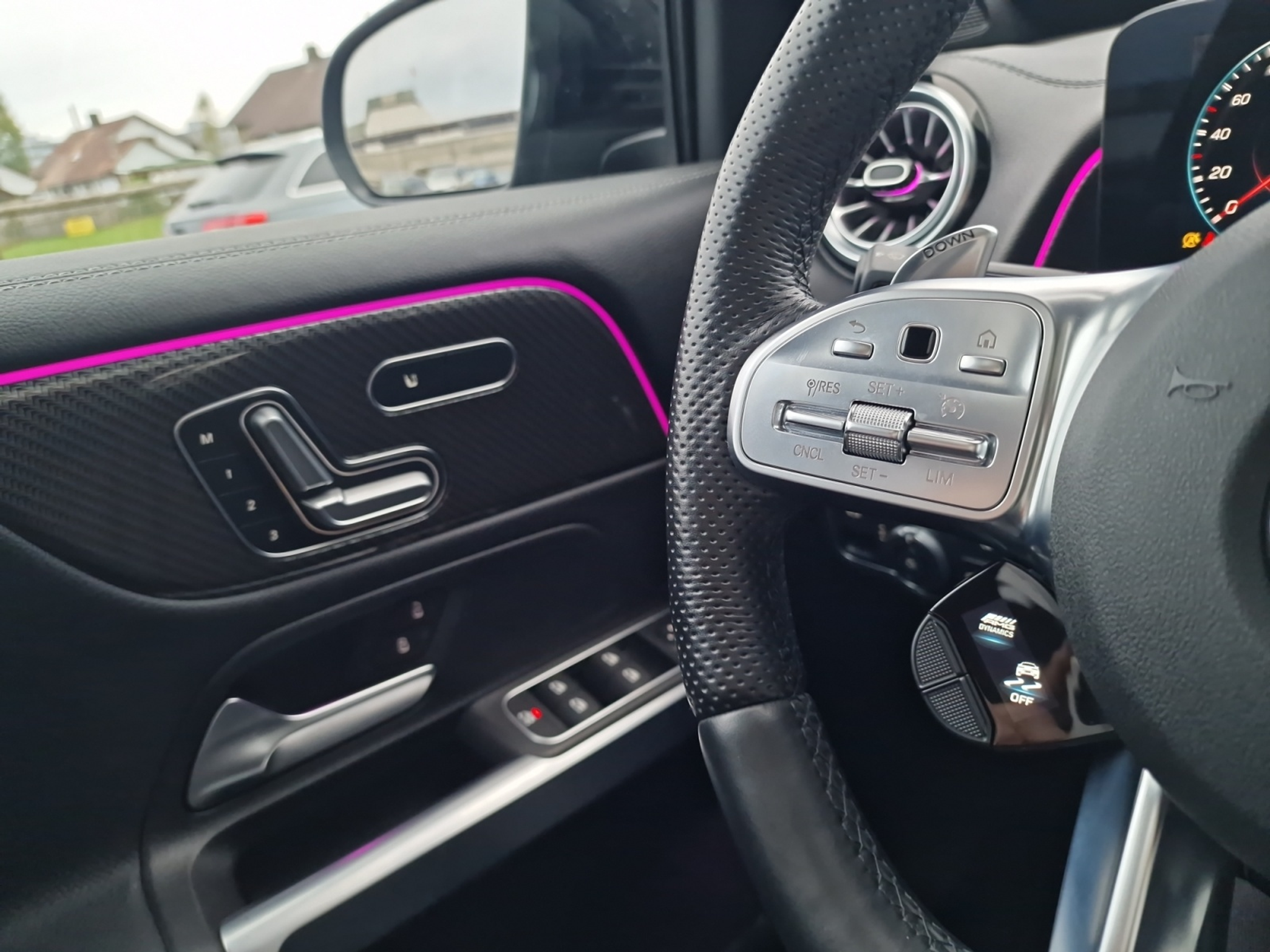 listing desktop thumbnail image 15