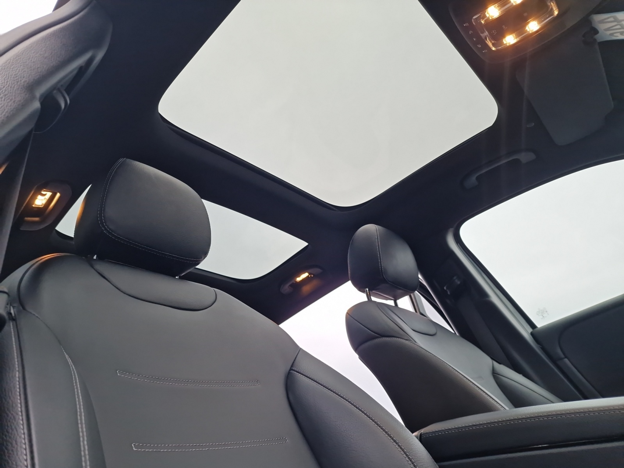 listing desktop thumbnail image 10