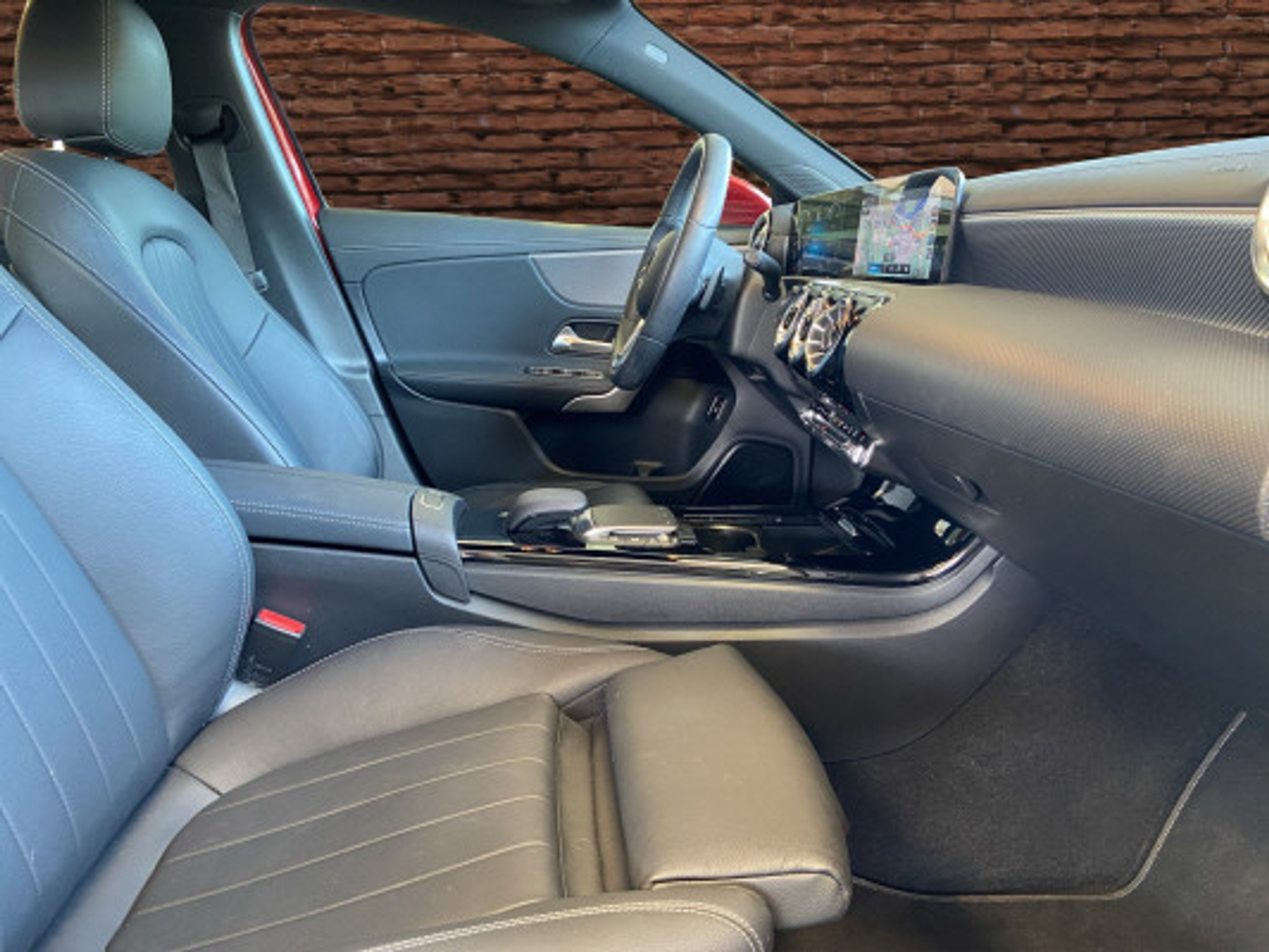 listing desktop thumbnail image 10