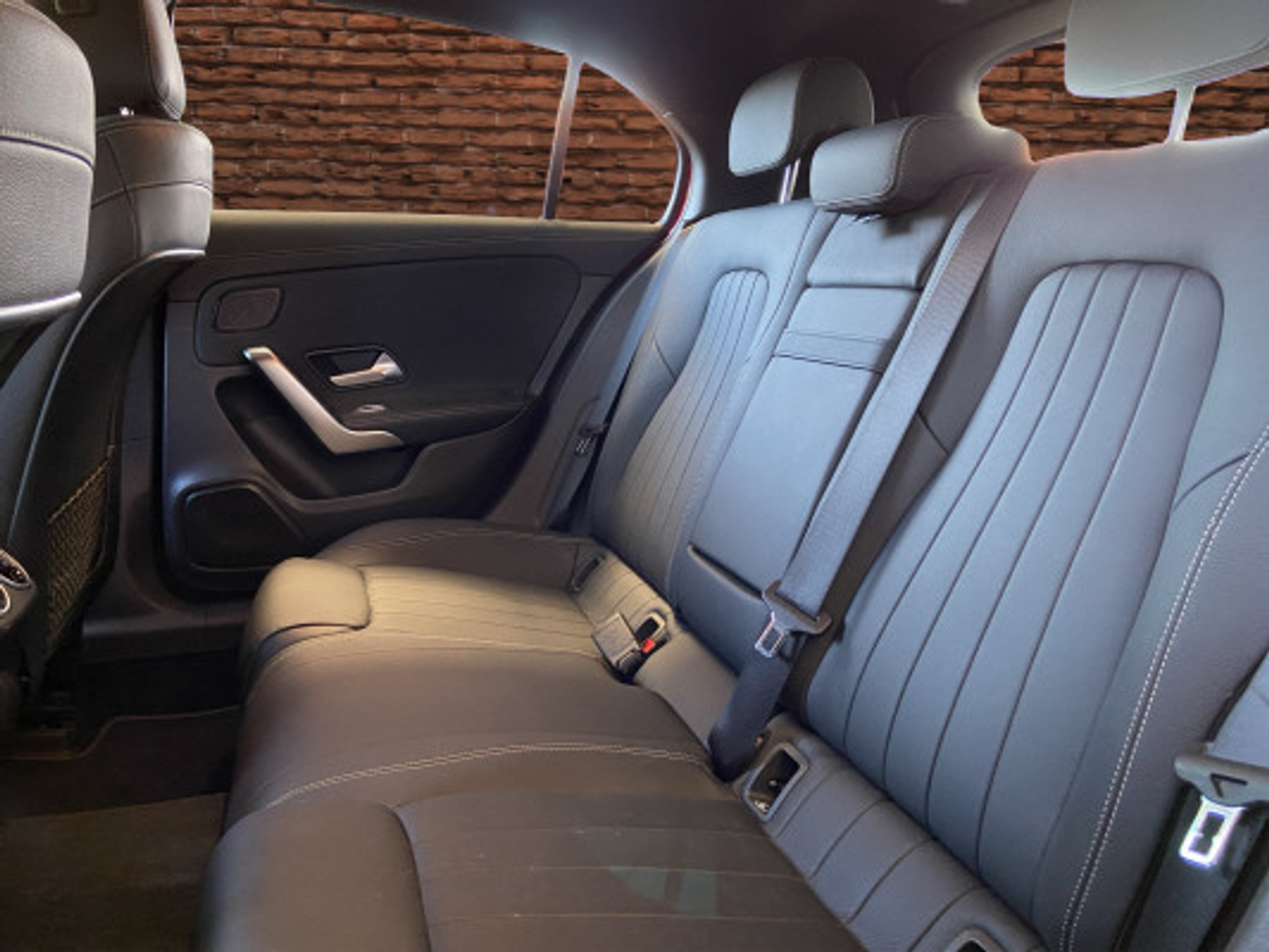 listing desktop thumbnail image 12