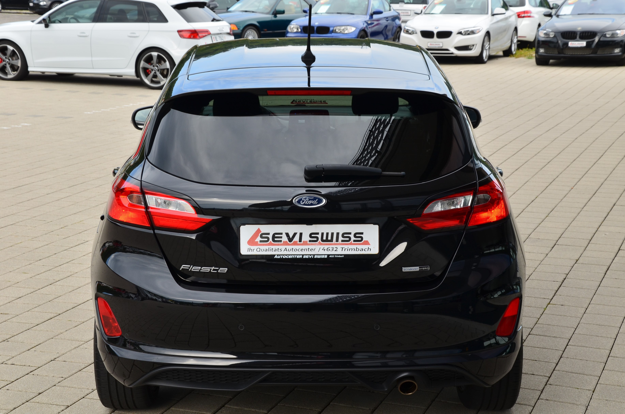 listing desktop thumbnail image 7