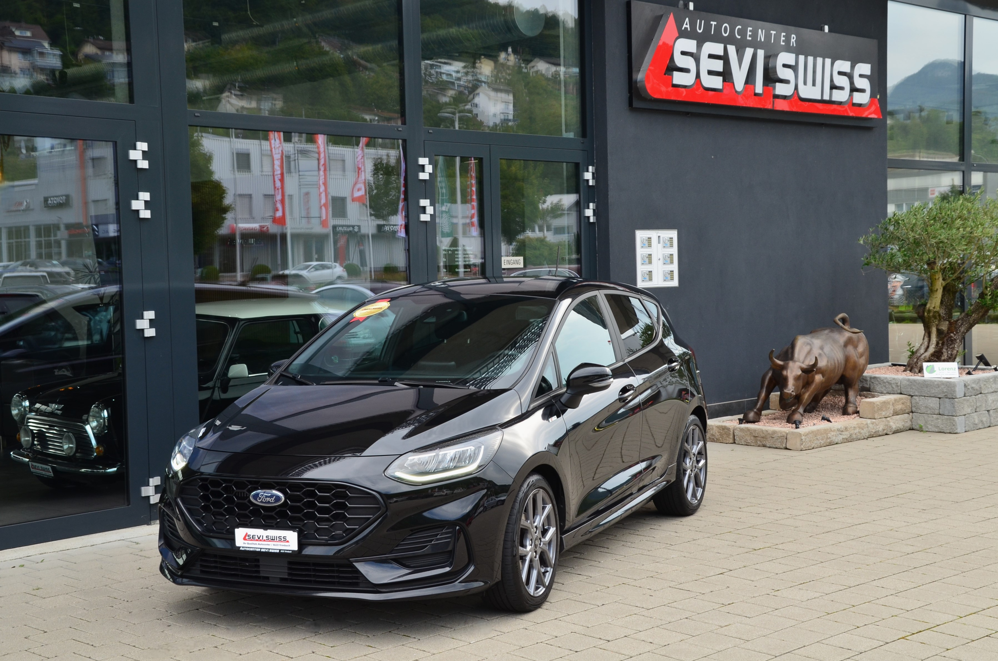 listing desktop thumbnail image 10