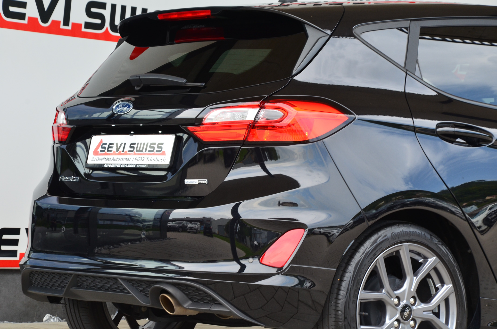 listing desktop thumbnail image 6