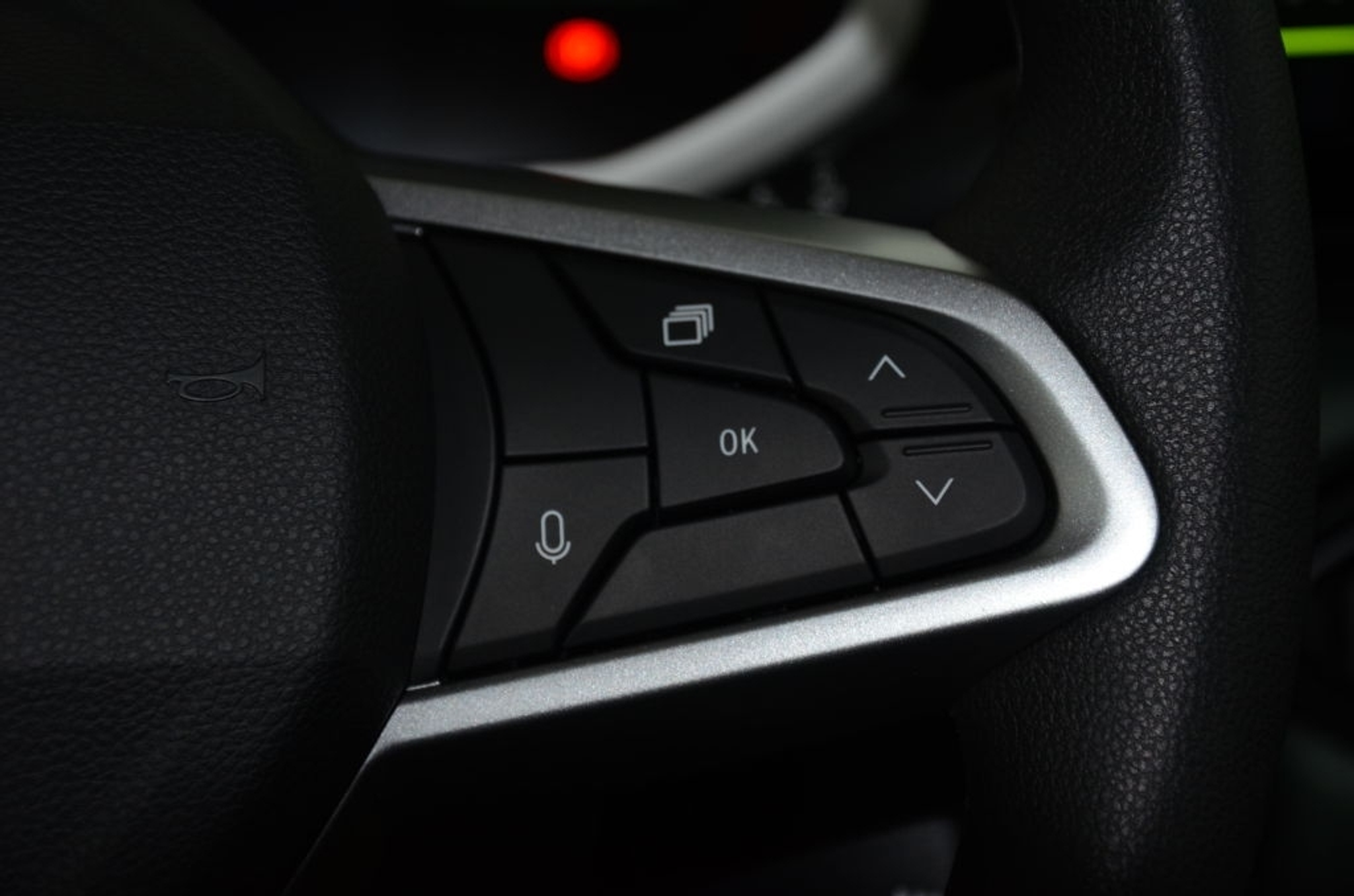 listing desktop thumbnail image 18