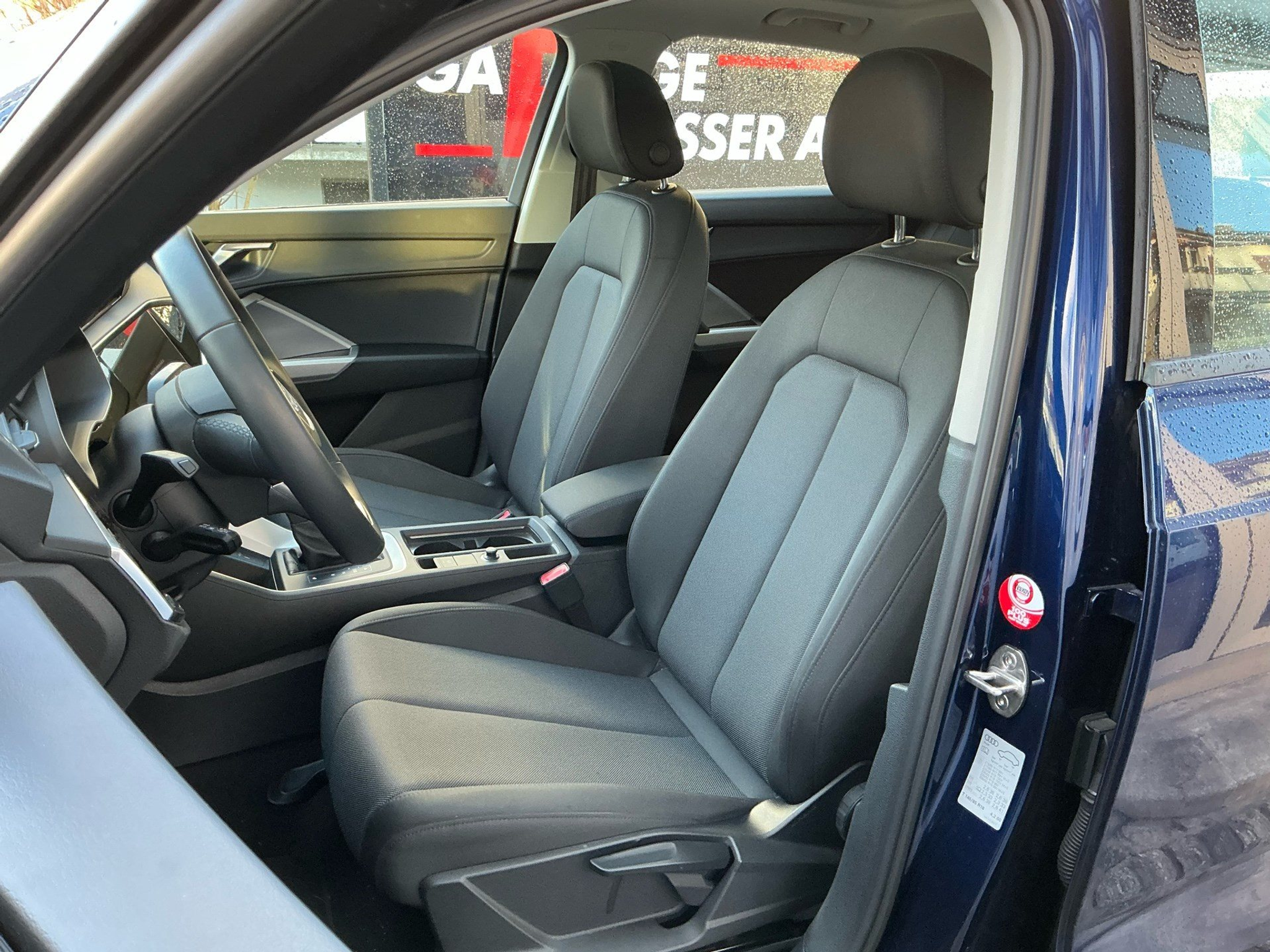 listing desktop thumbnail image 7