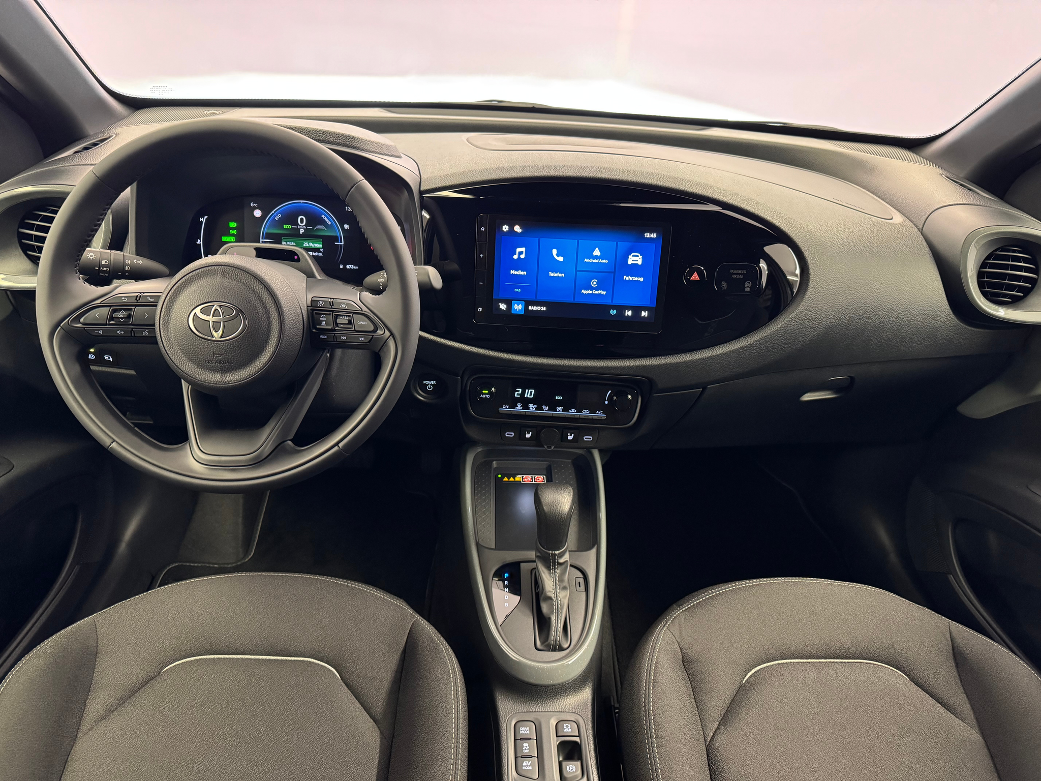 listing desktop thumbnail image 5