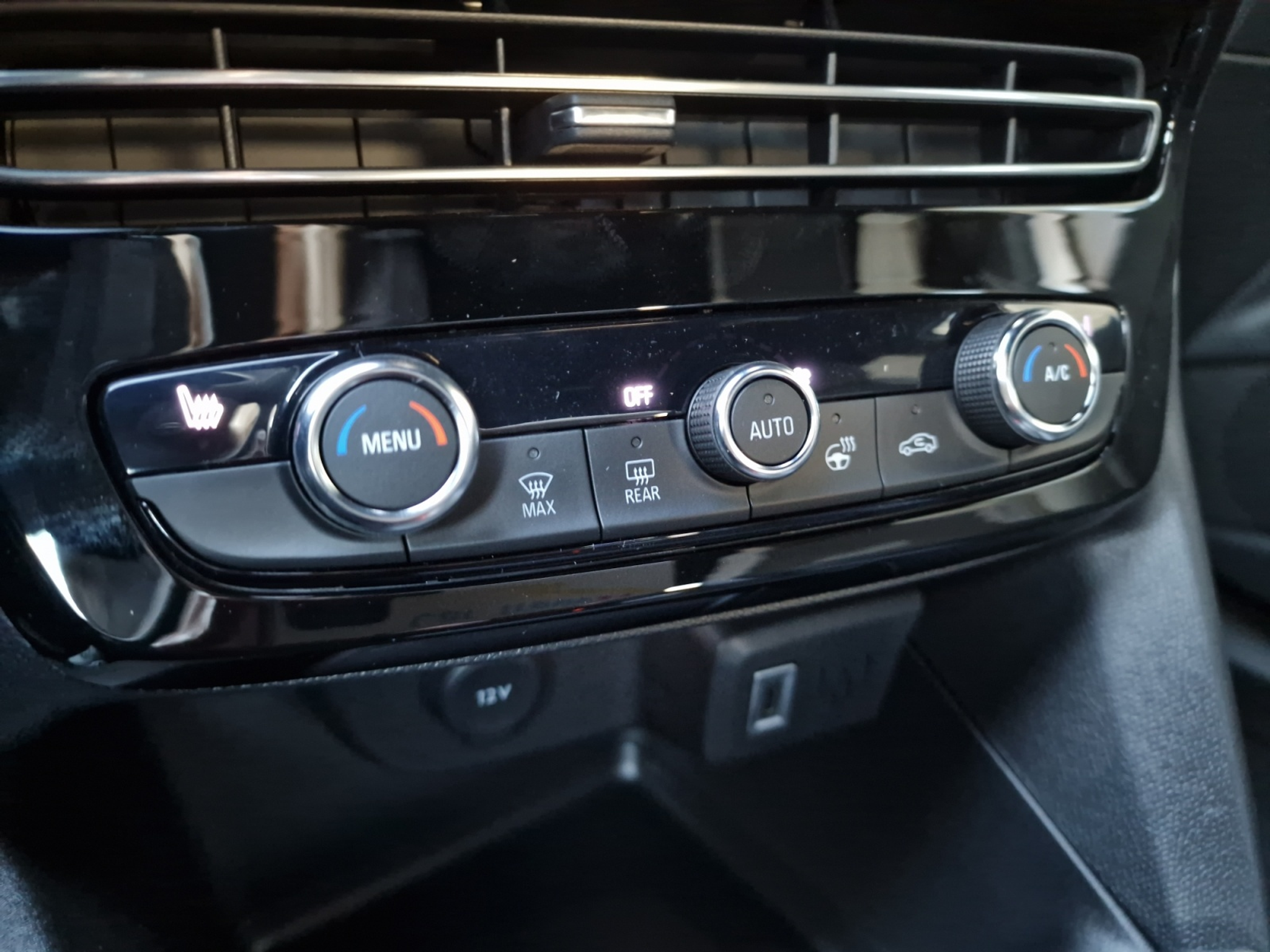 listing desktop thumbnail image 13