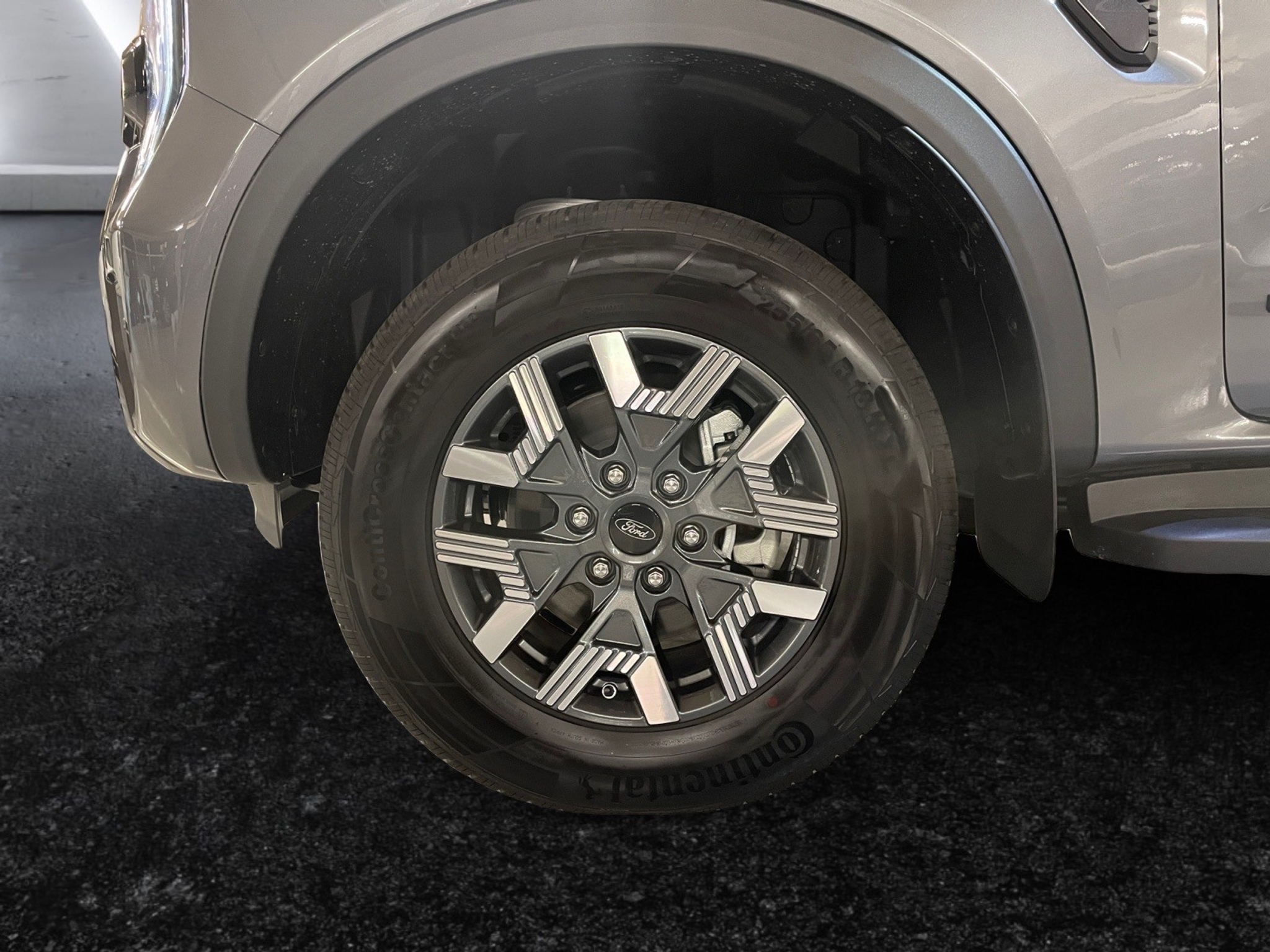 listing desktop thumbnail image 15