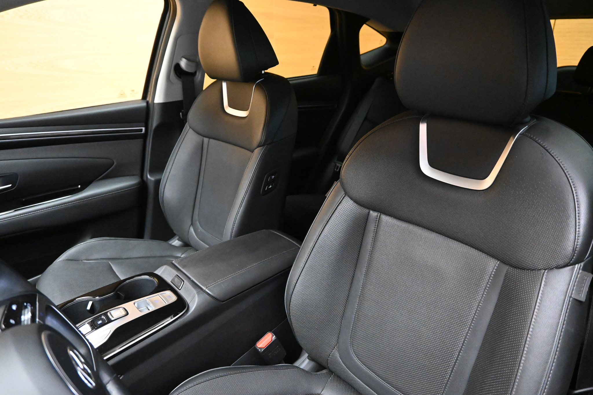 listing desktop thumbnail image 9