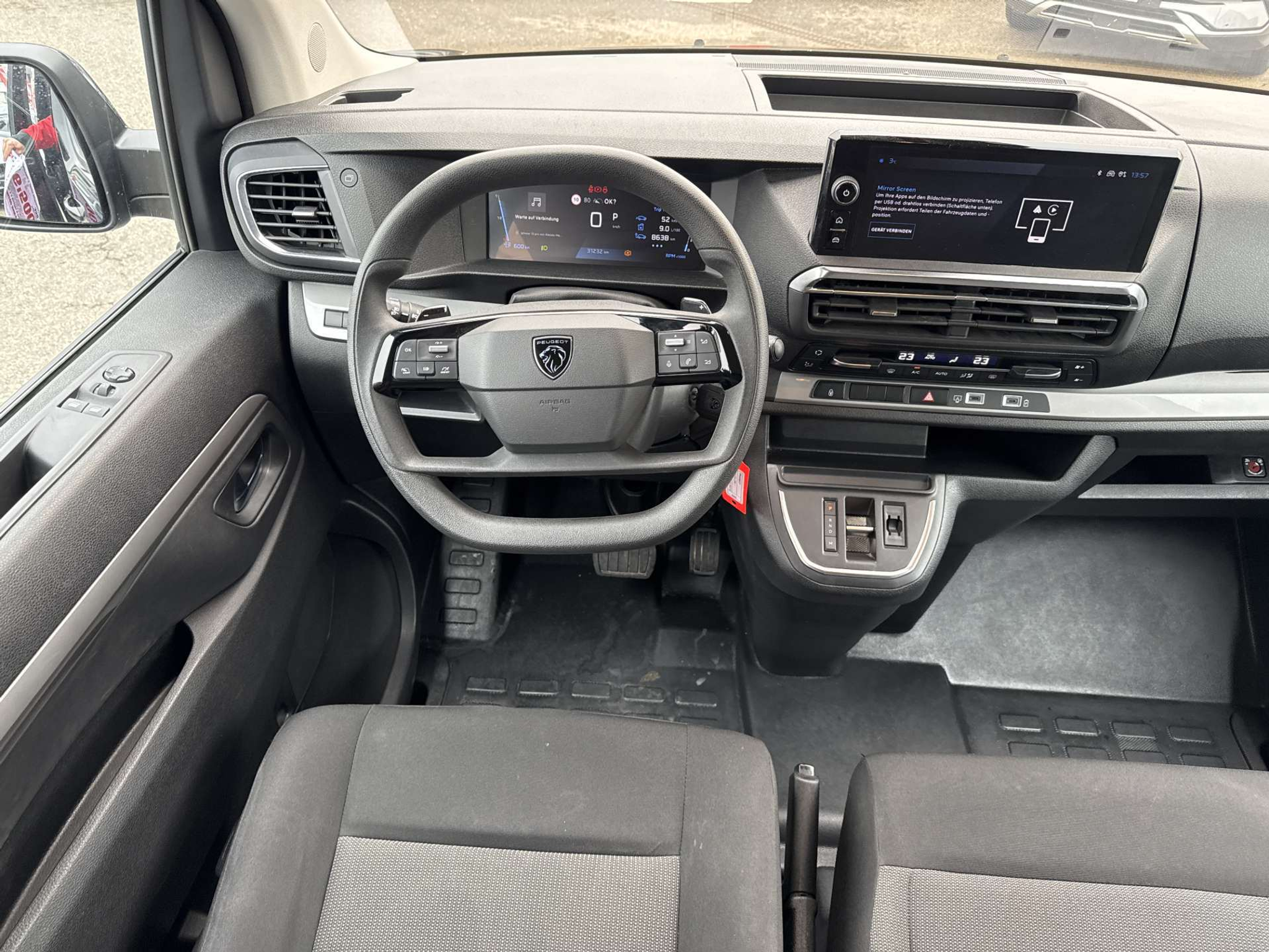 listing desktop thumbnail image 4