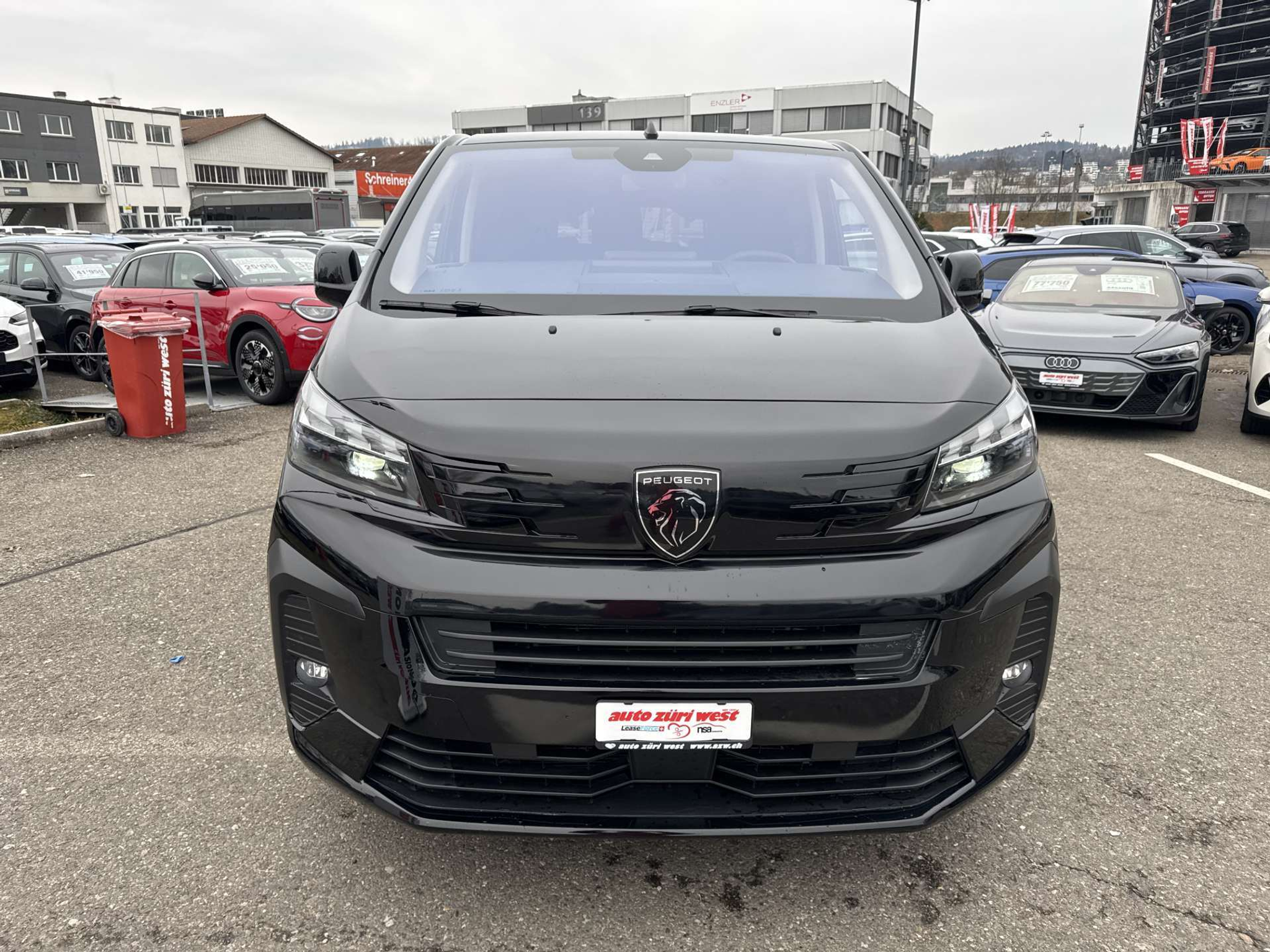 listing desktop thumbnail image 13