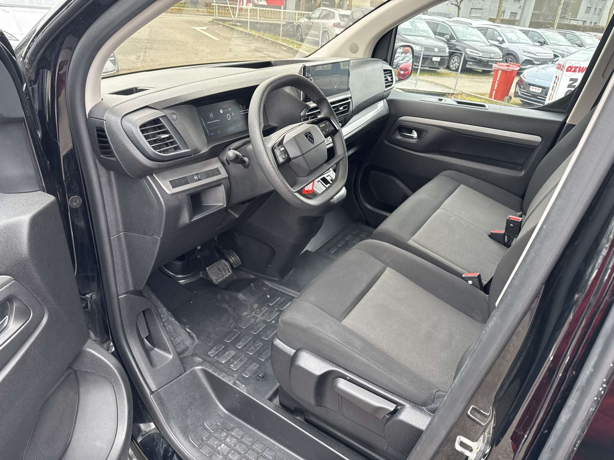 listing desktop thumbnail image 5