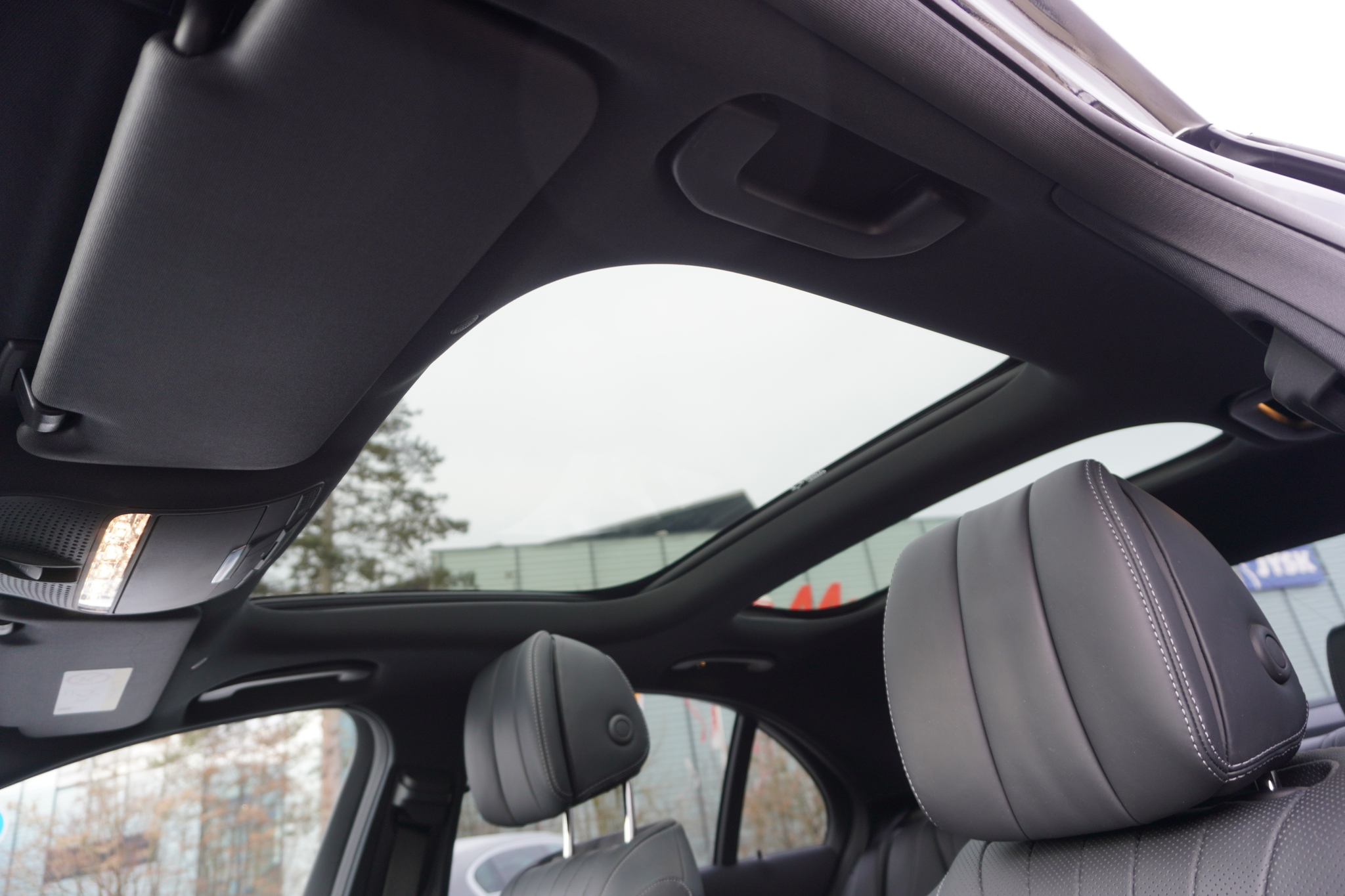 listing desktop thumbnail image 11