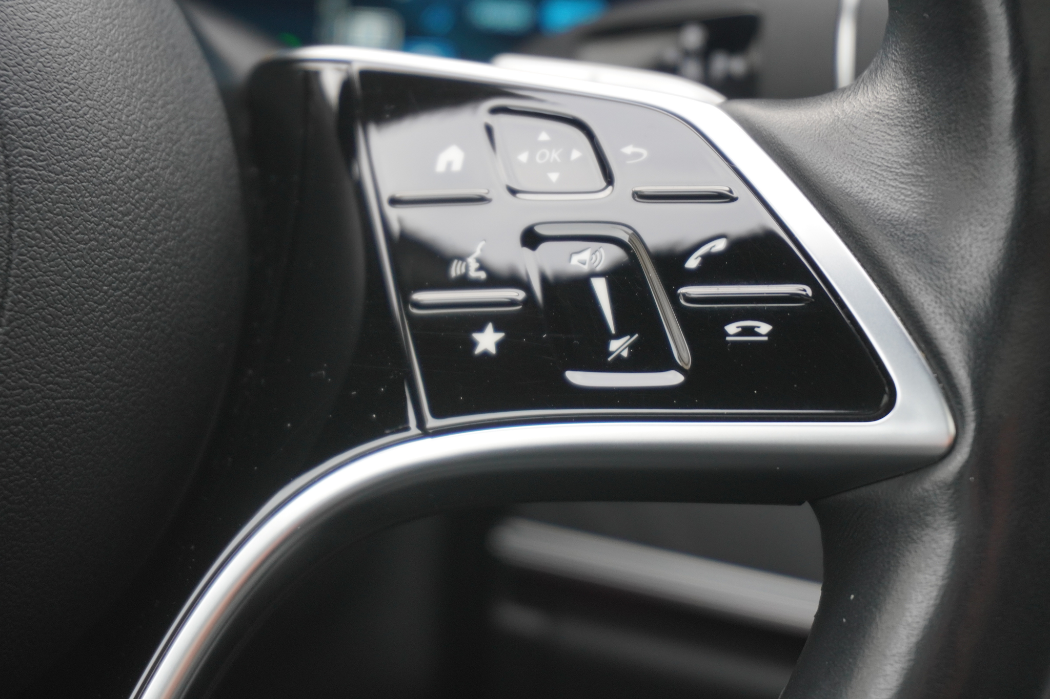 listing desktop thumbnail image 16