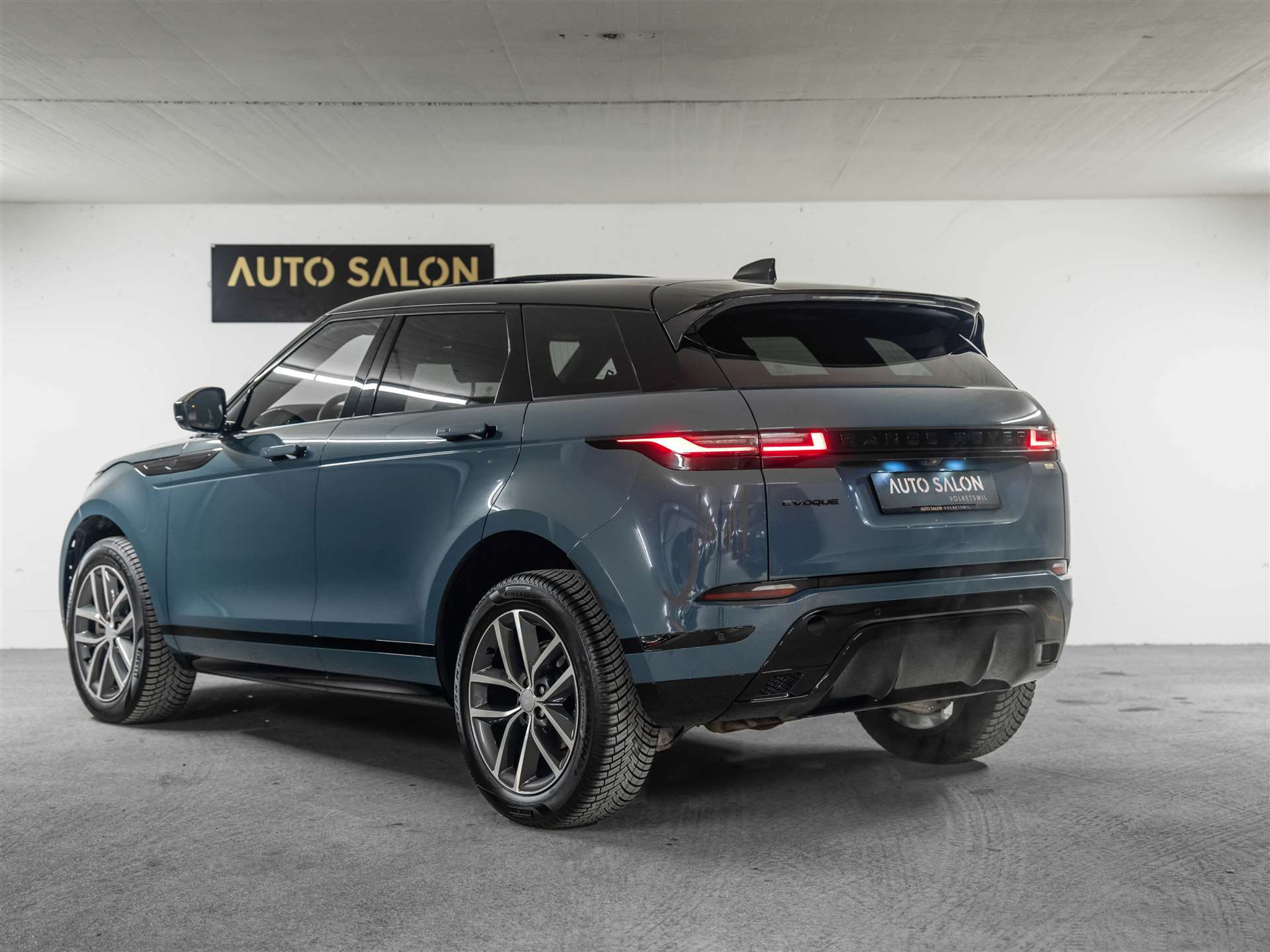 listing desktop thumbnail image 2