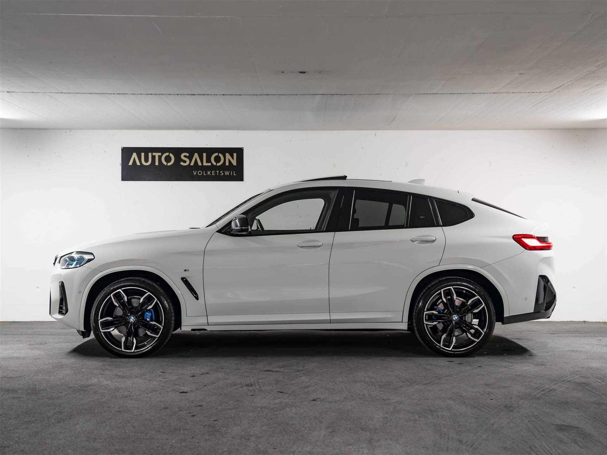 listing desktop thumbnail image 1