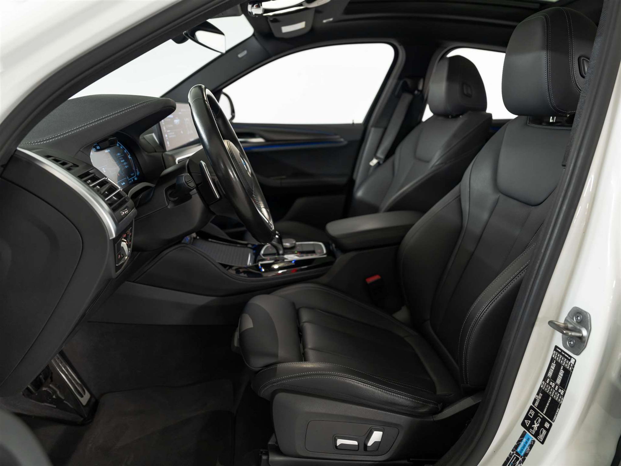 listing desktop thumbnail image 9