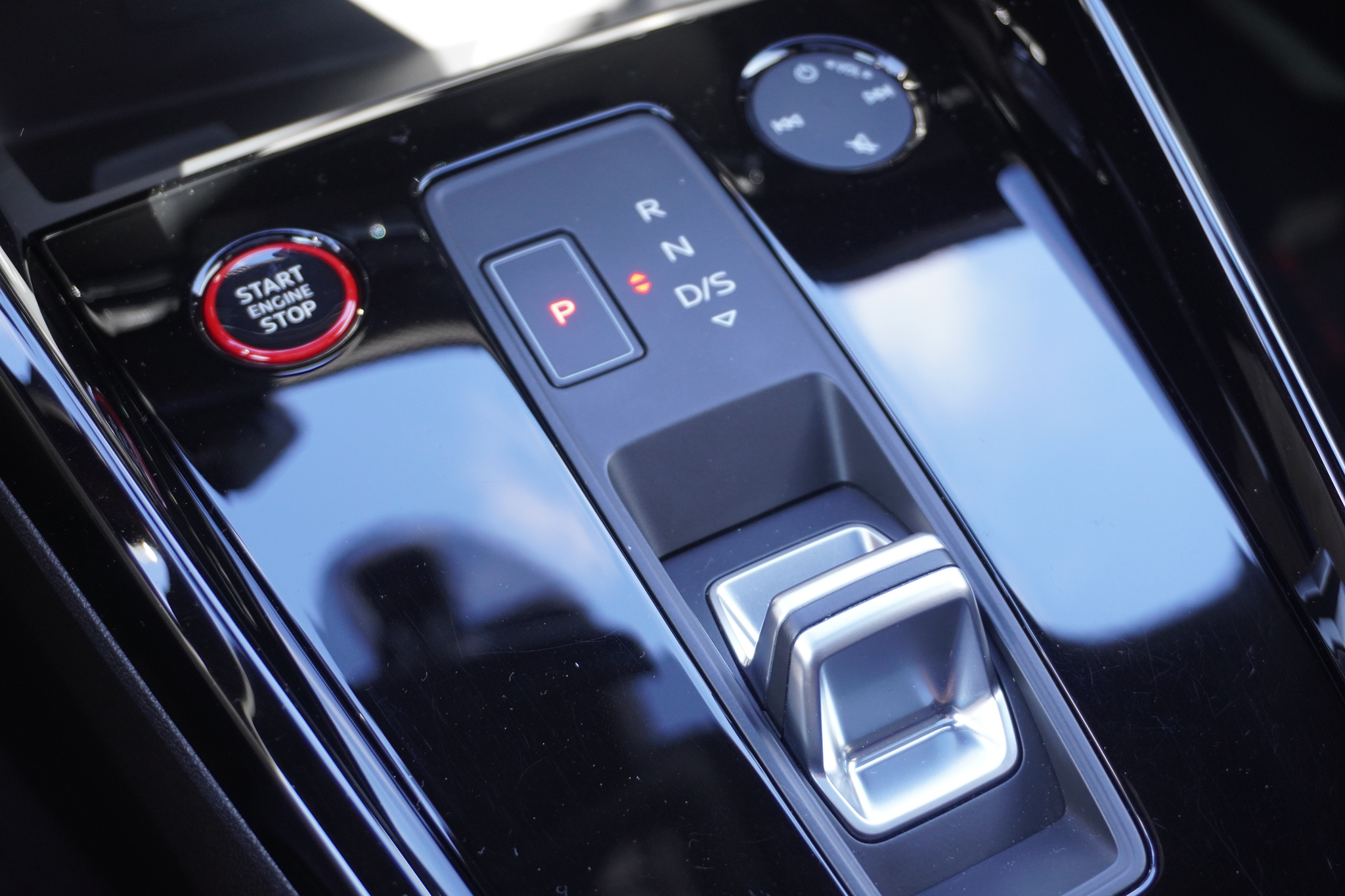 listing desktop thumbnail image 14