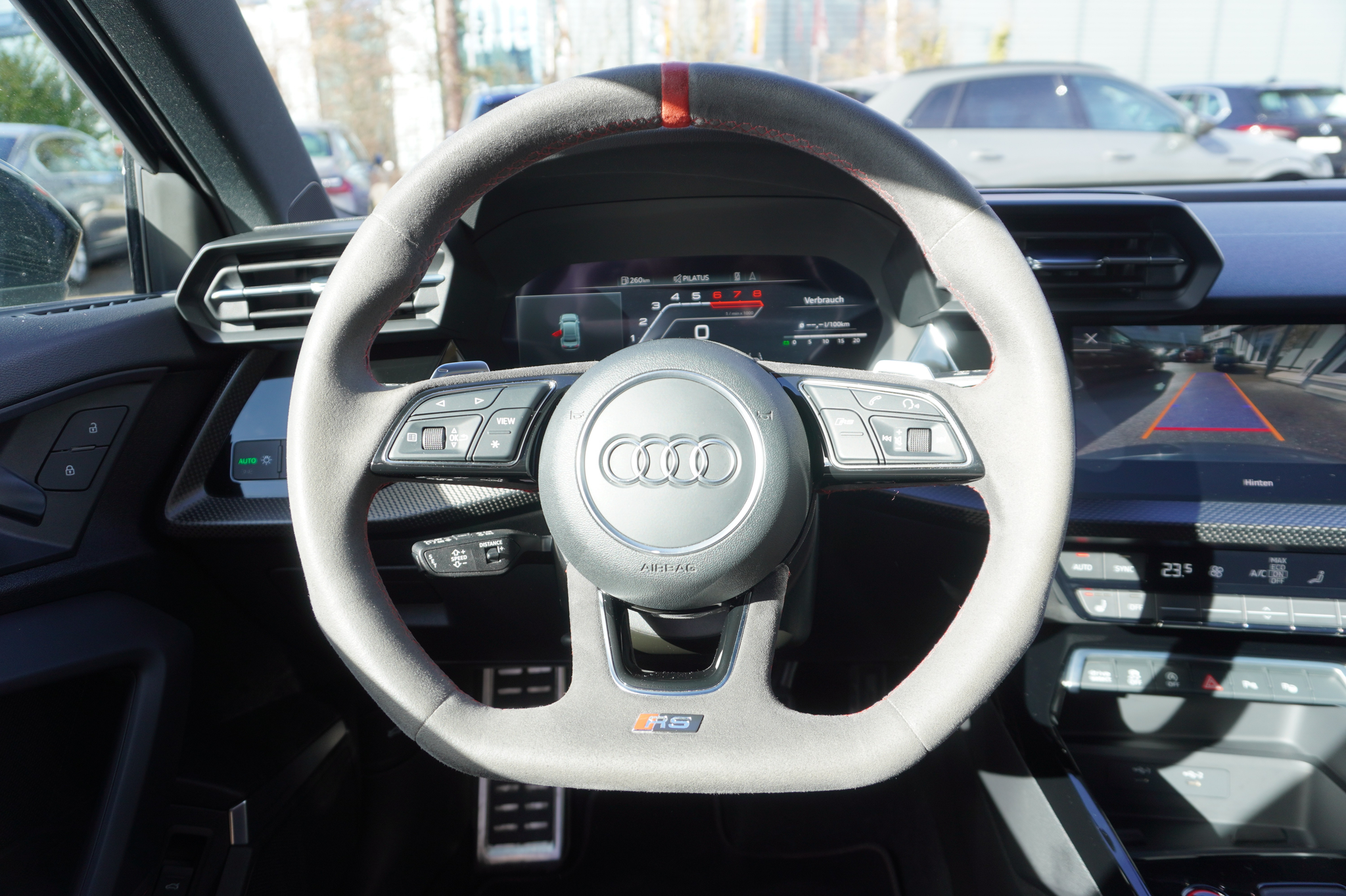 listing desktop thumbnail image 13