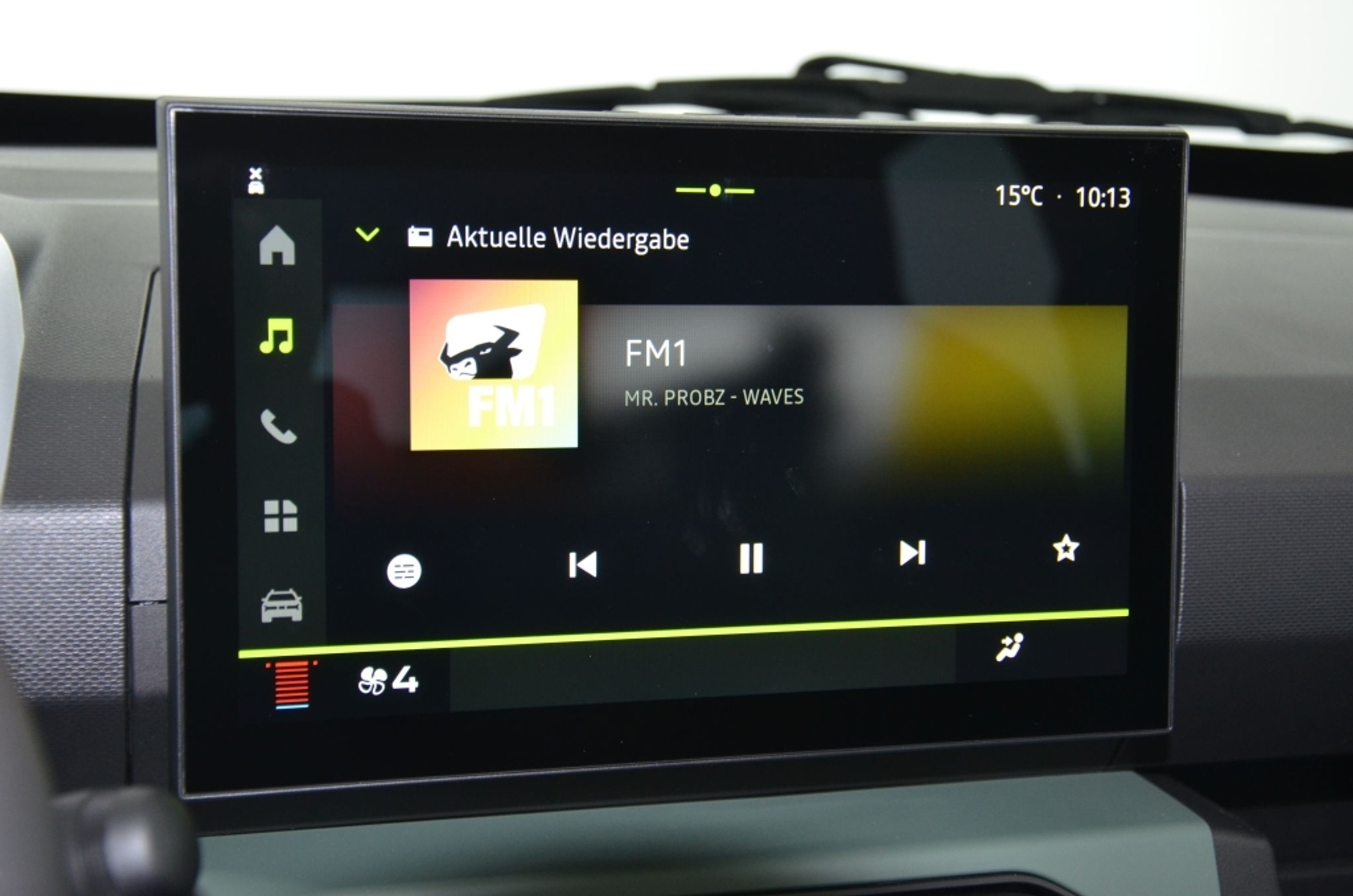 listing desktop thumbnail image 18