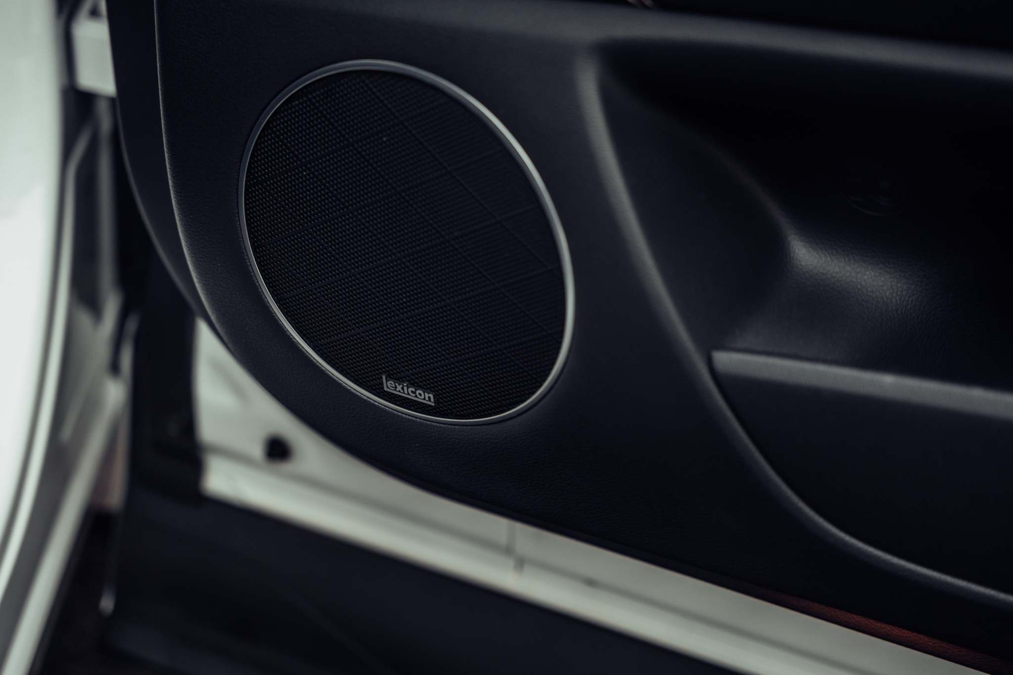 listing desktop thumbnail image 22