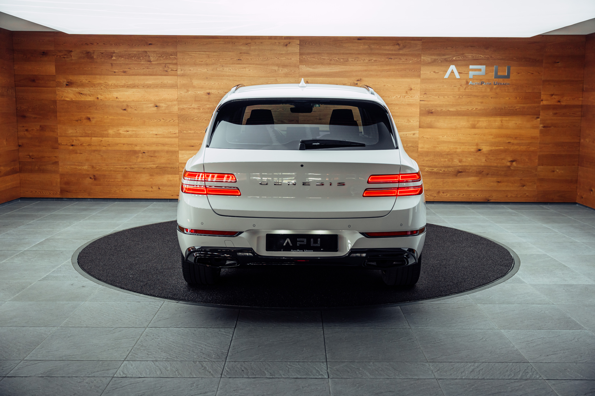 listing desktop thumbnail image 24