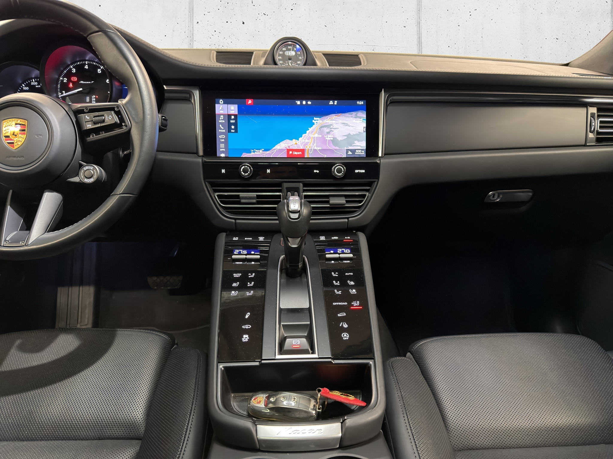 listing desktop thumbnail image 18