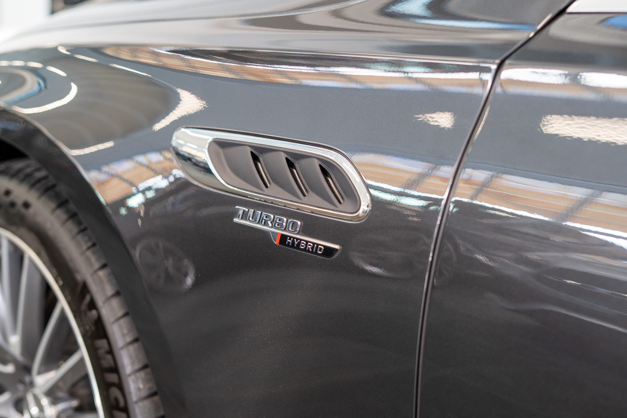 listing desktop thumbnail image 26